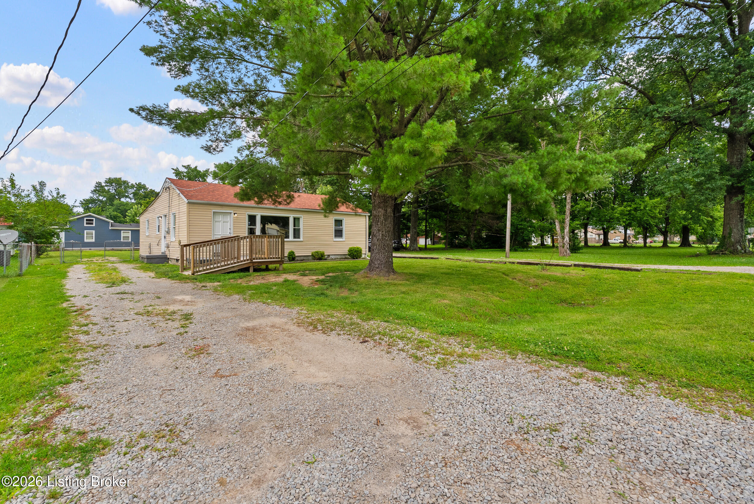 1263 Forest Dr Property Photo 33