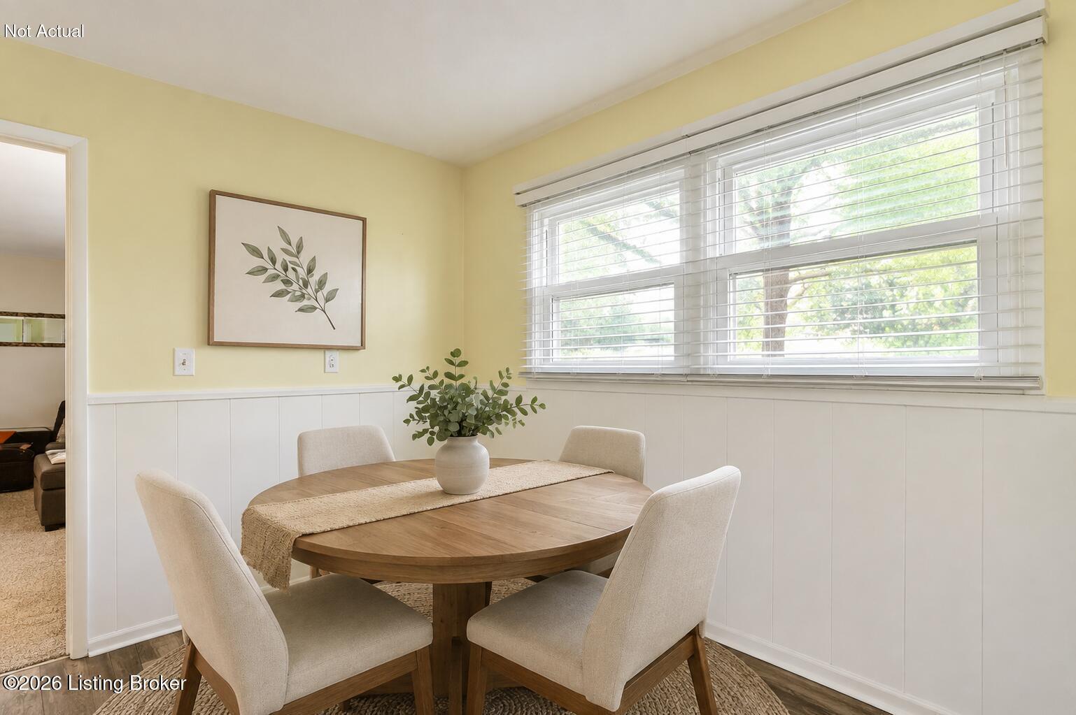 10015 Donau Ln Property Photo 13