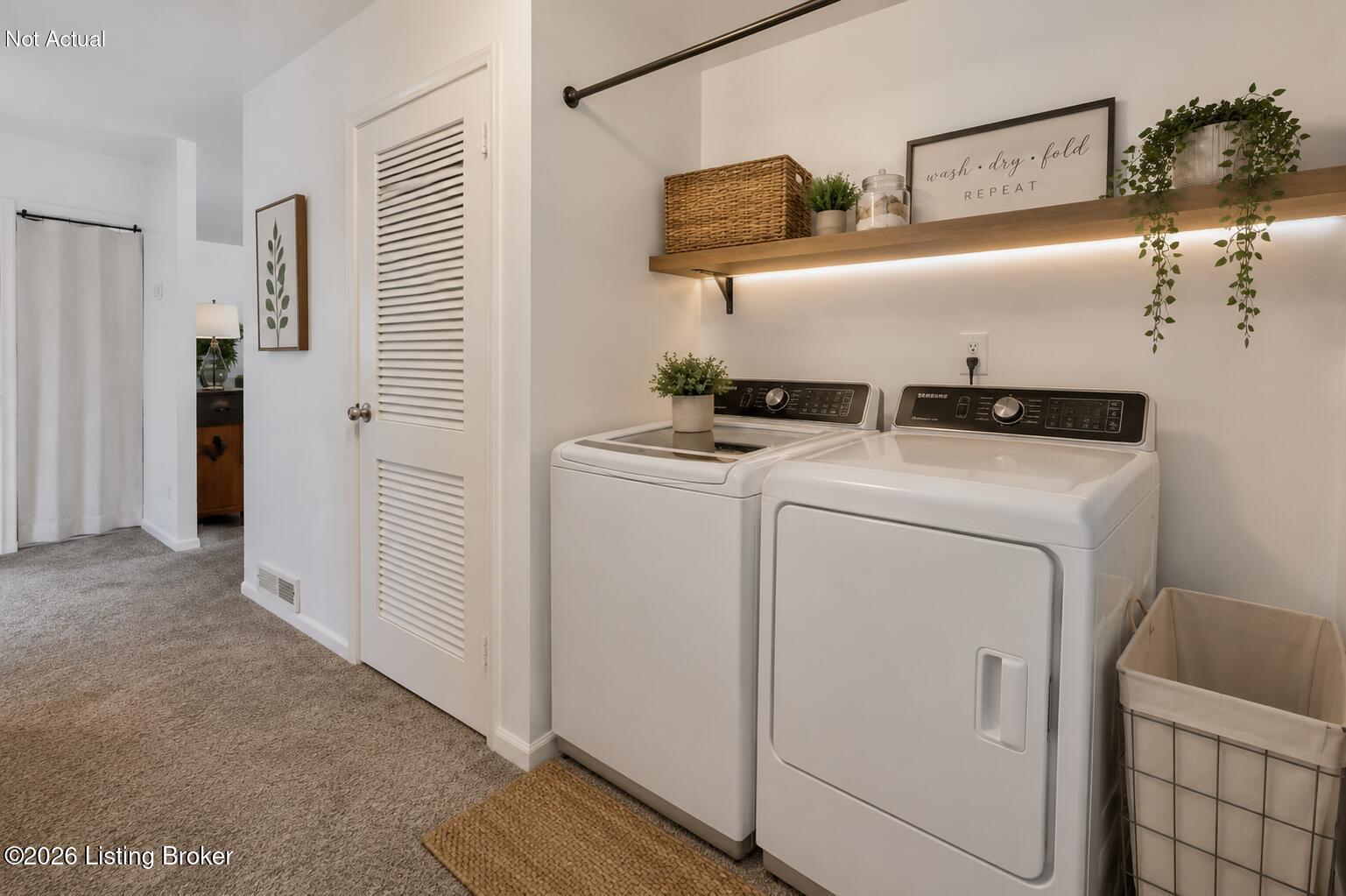 10015 Donau Ln Property Photo 23
