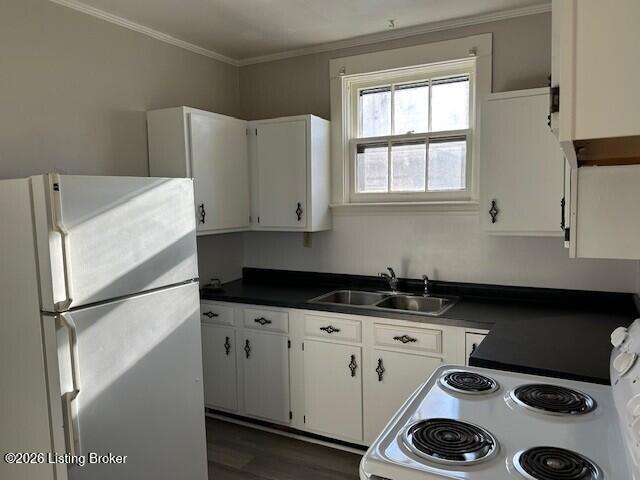 1637 Deerwood Ave Property Photo 7