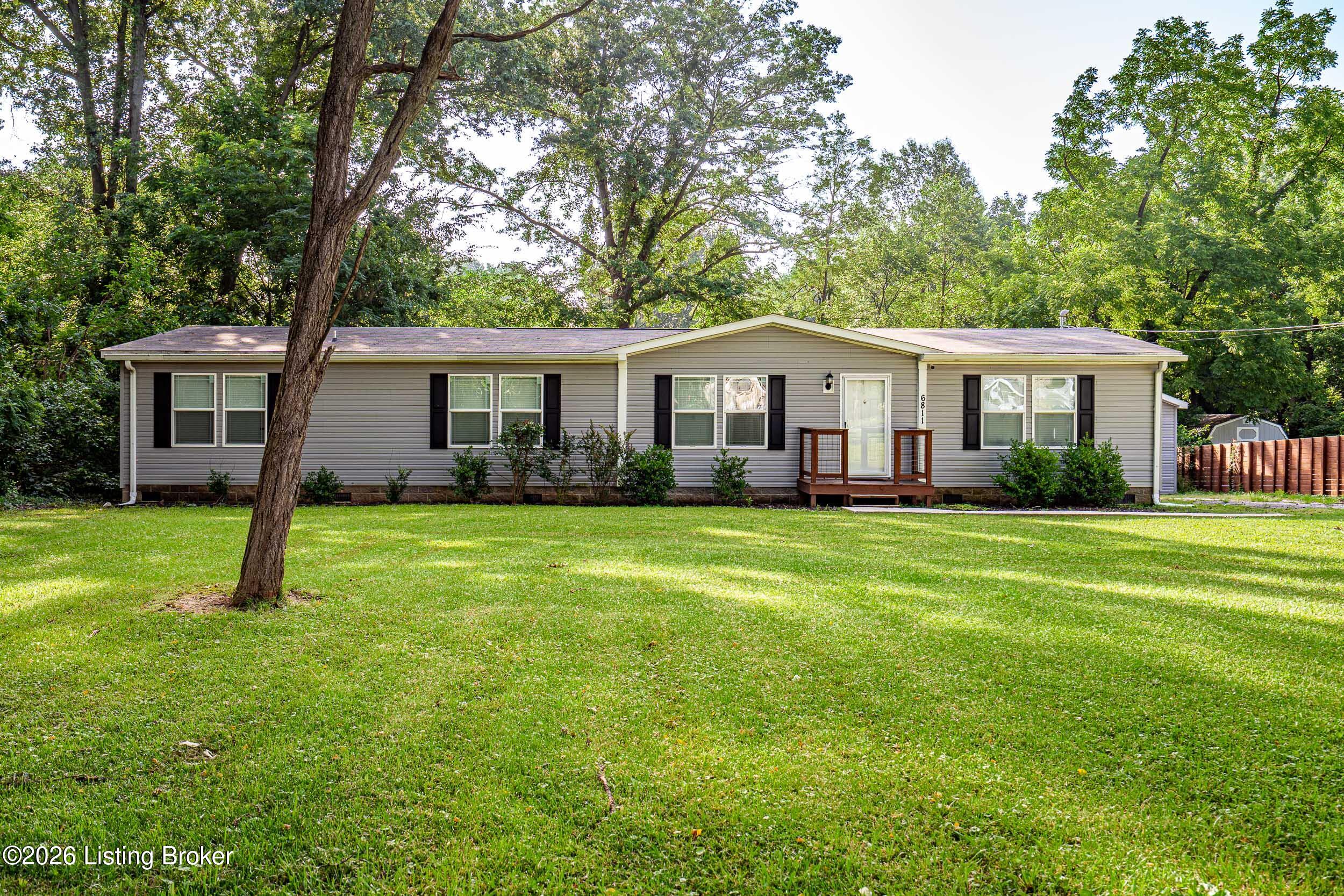 6811 Memory Ln Property Photo 1
