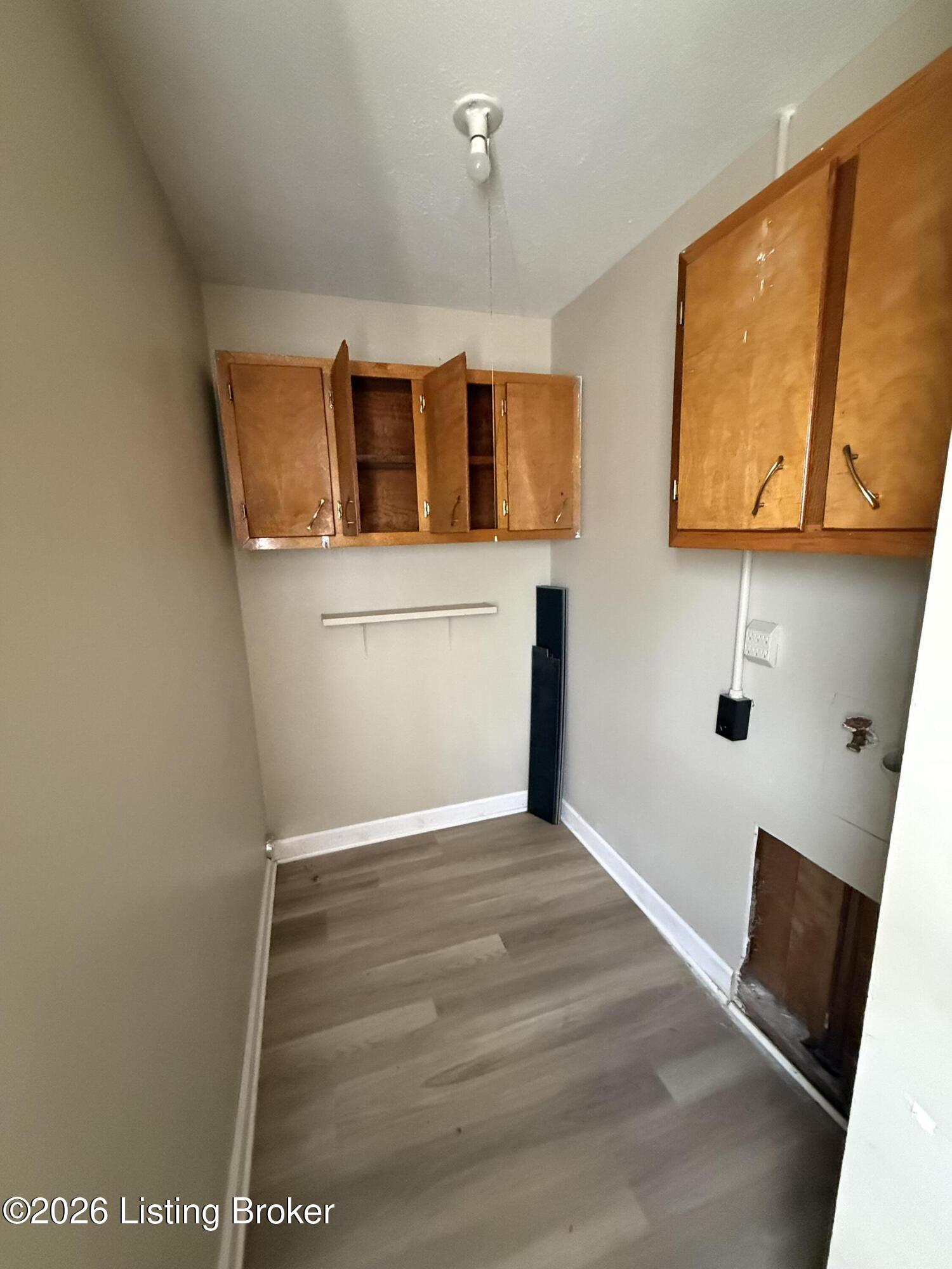 5709 Elmer Ln Property Photo 7
