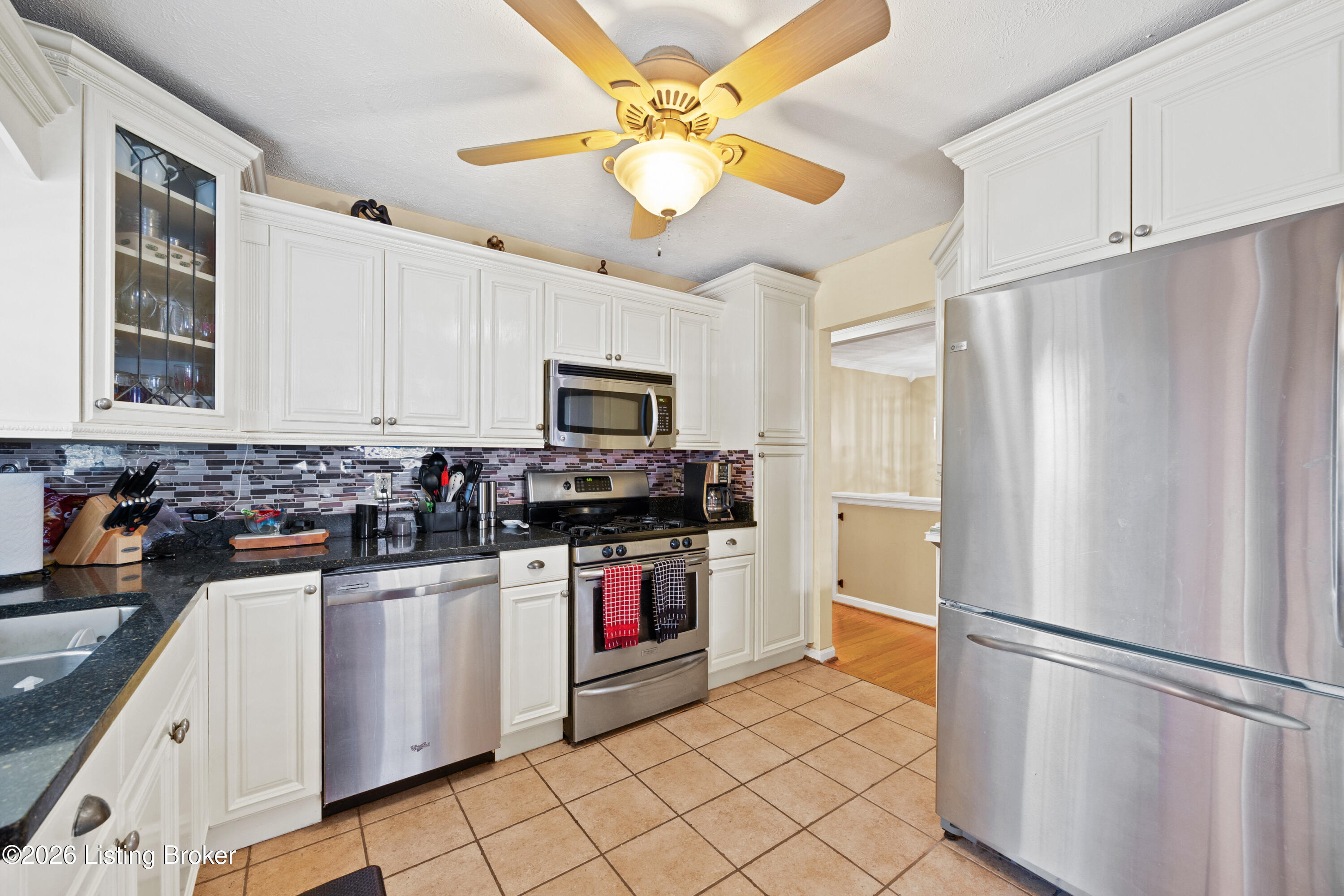 1033 Clayborne Rd Property Photo 6