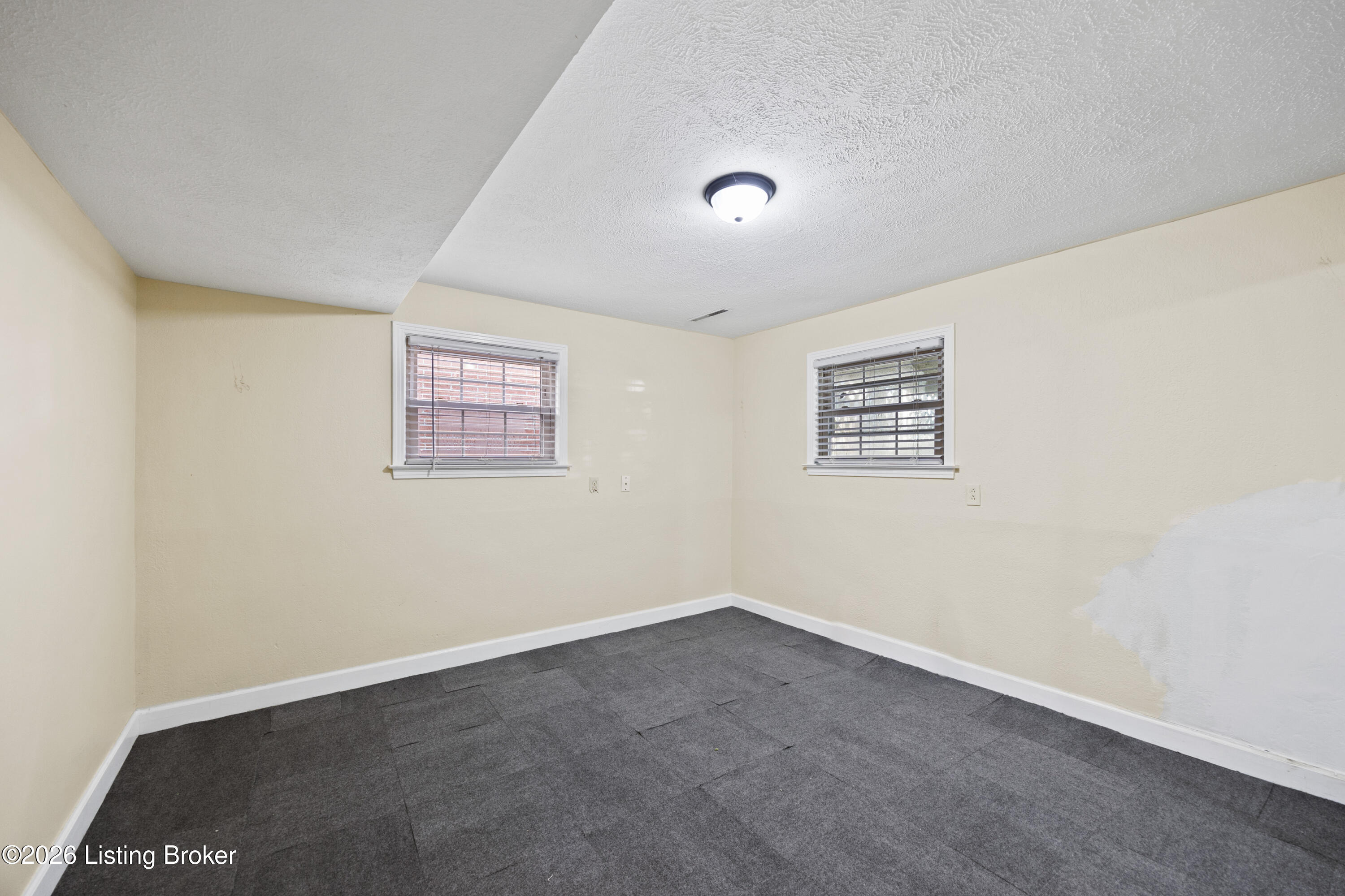 1033 Clayborne Rd Property Photo 13