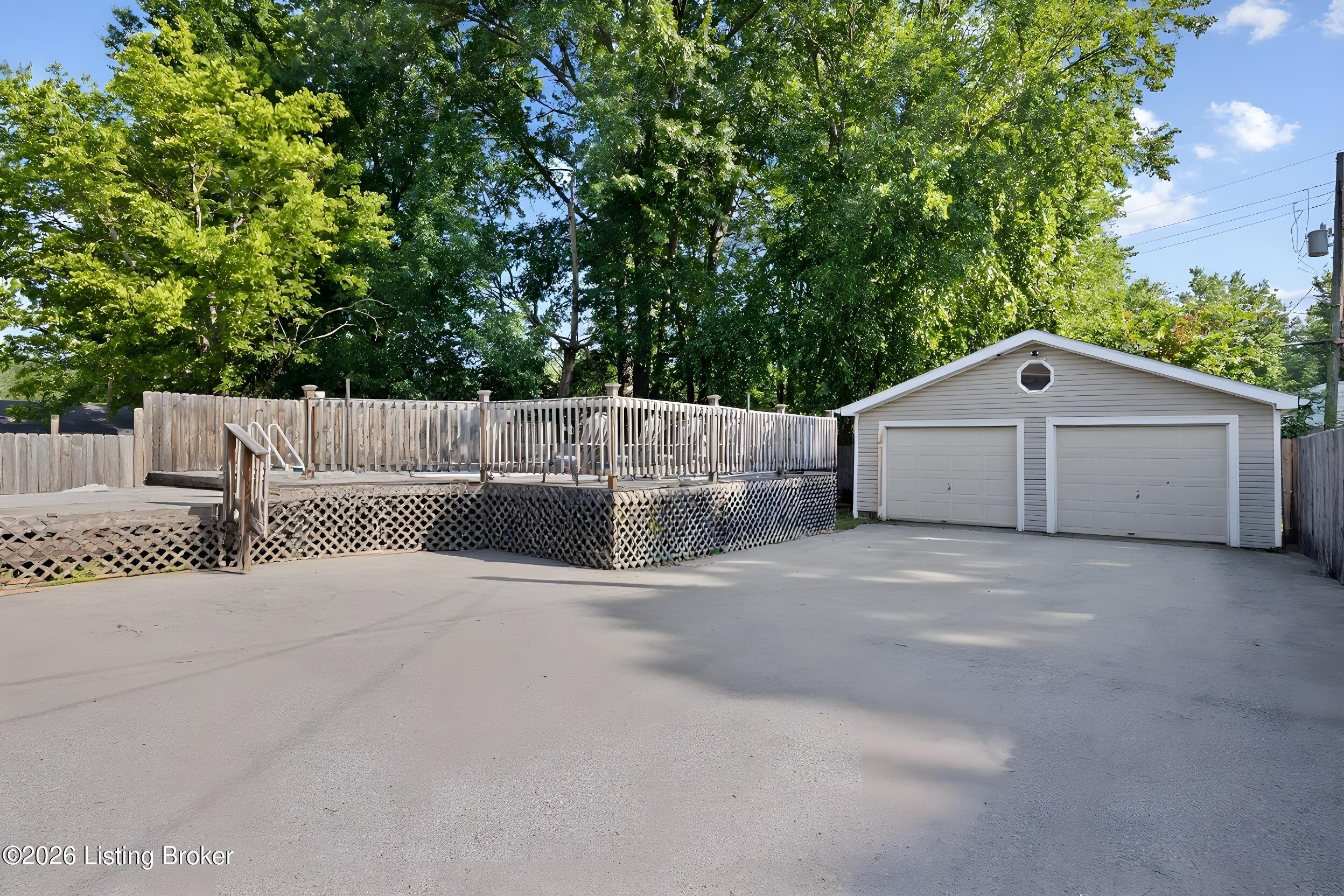 1033 Clayborne Rd Property Photo 22
