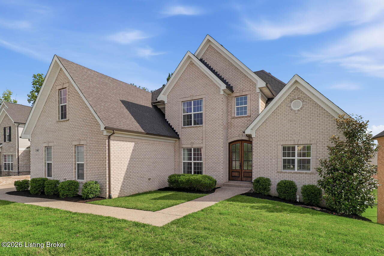 17400 Shakes Creek Dr Property Photo 2