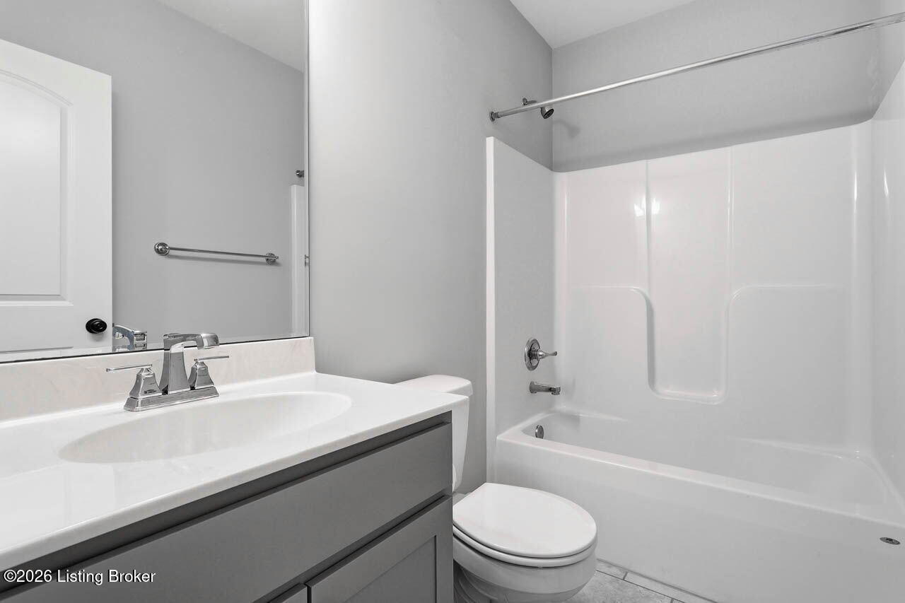 17400 Shakes Creek Dr Property Photo 66