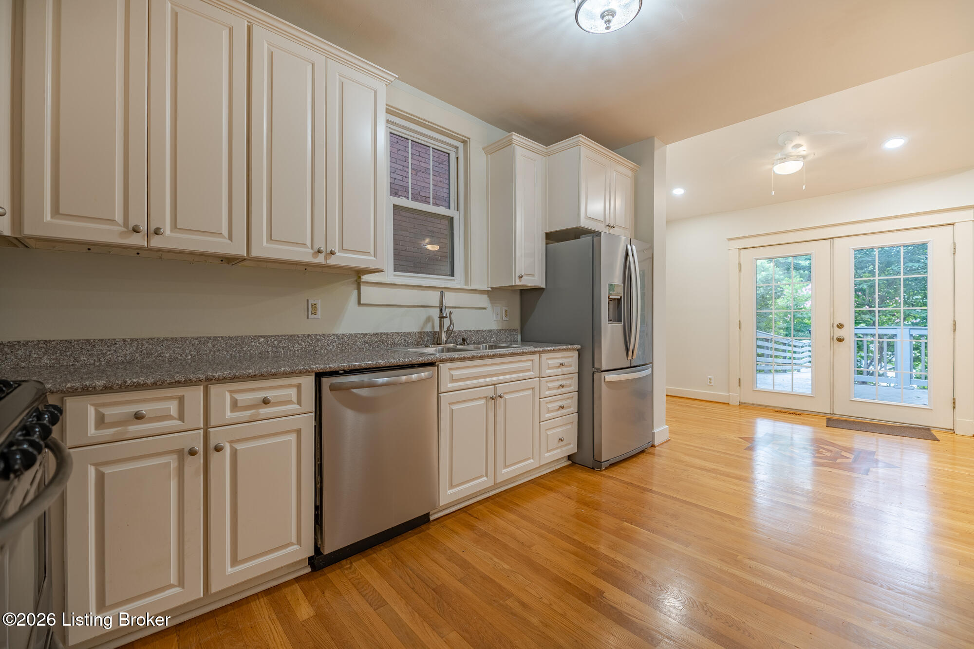 2019 Bonnycastle Ave Property Photo 6