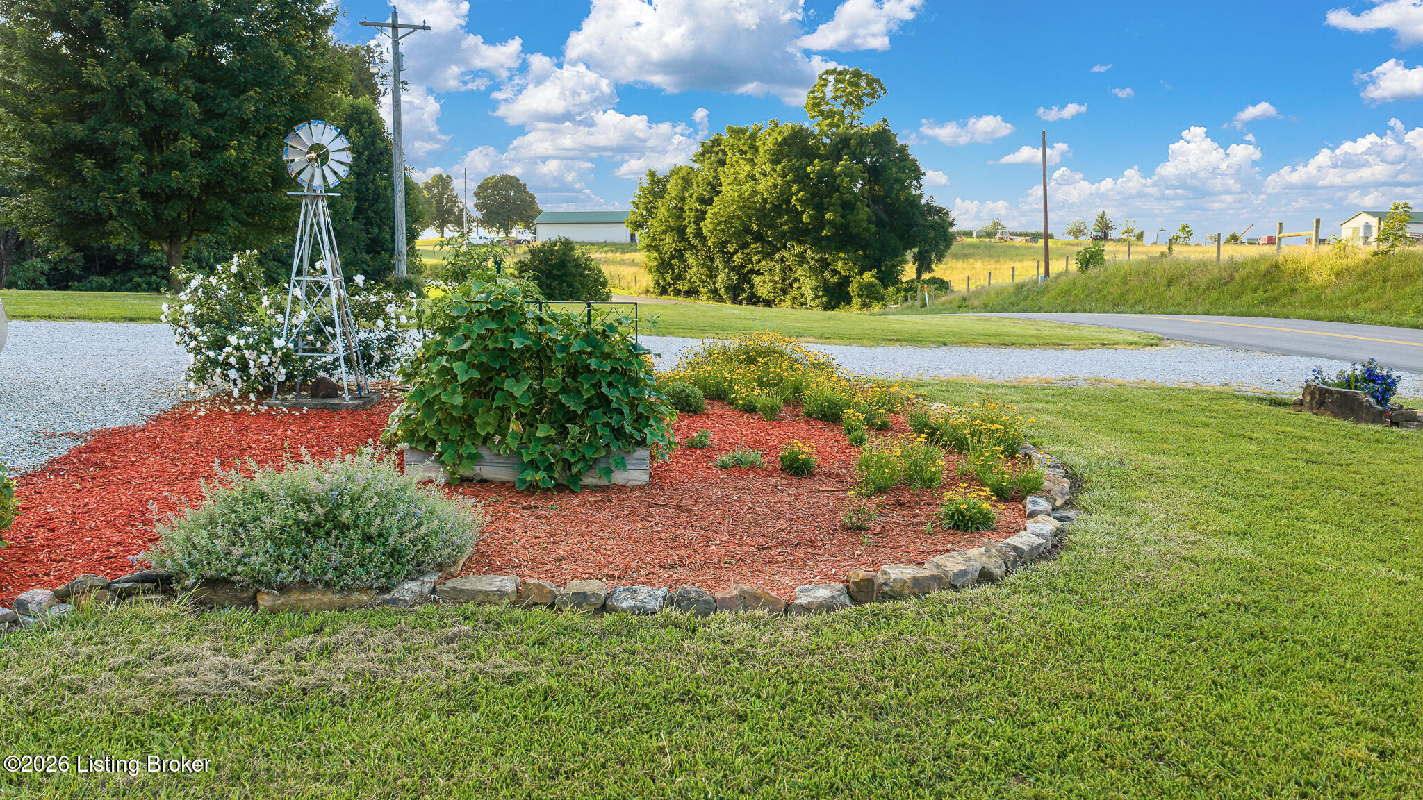 1259 Rocky Hill Estates Rd Property Photo 6