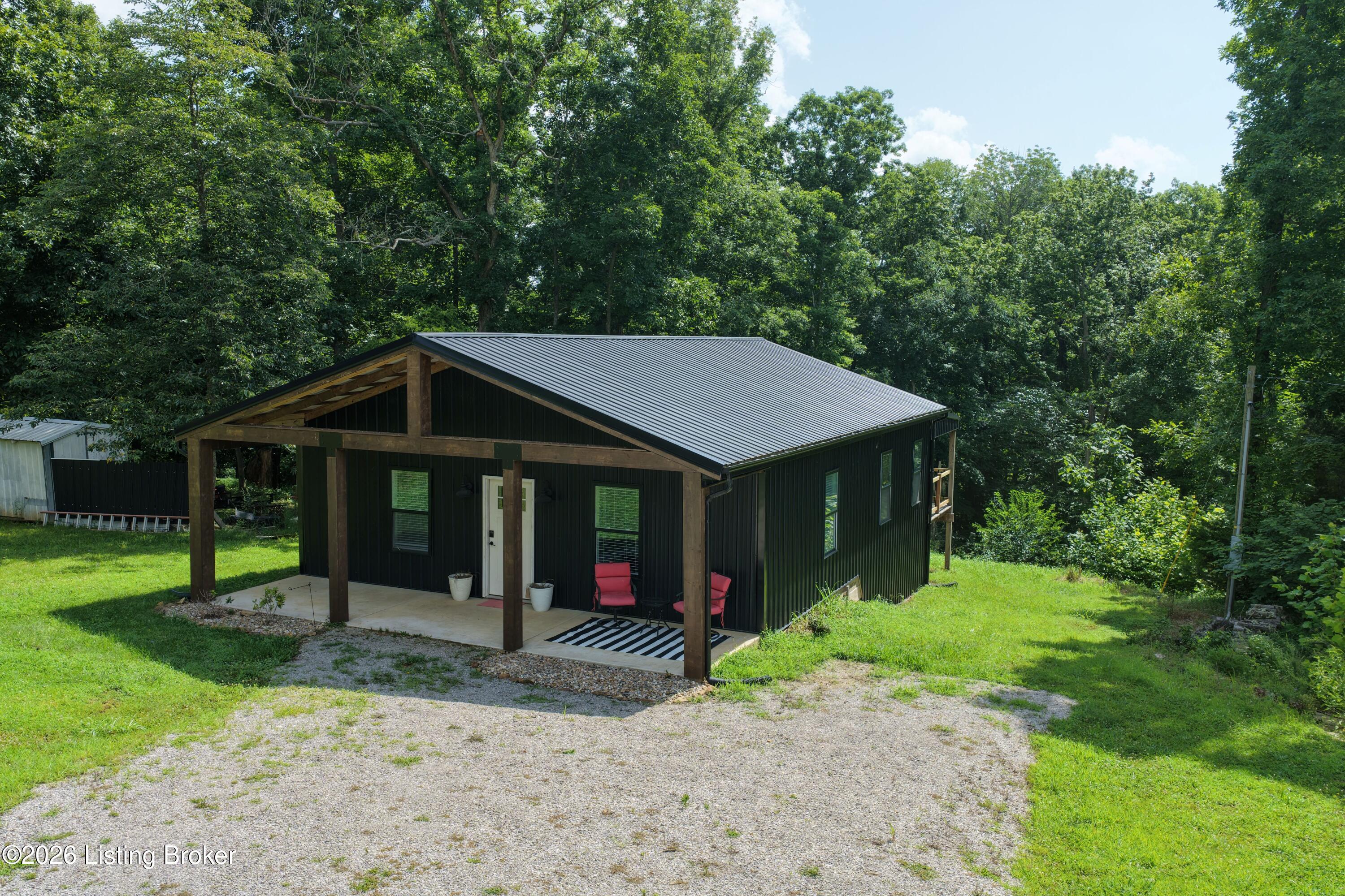 415 Indian Ridge Rd Property Photo 2