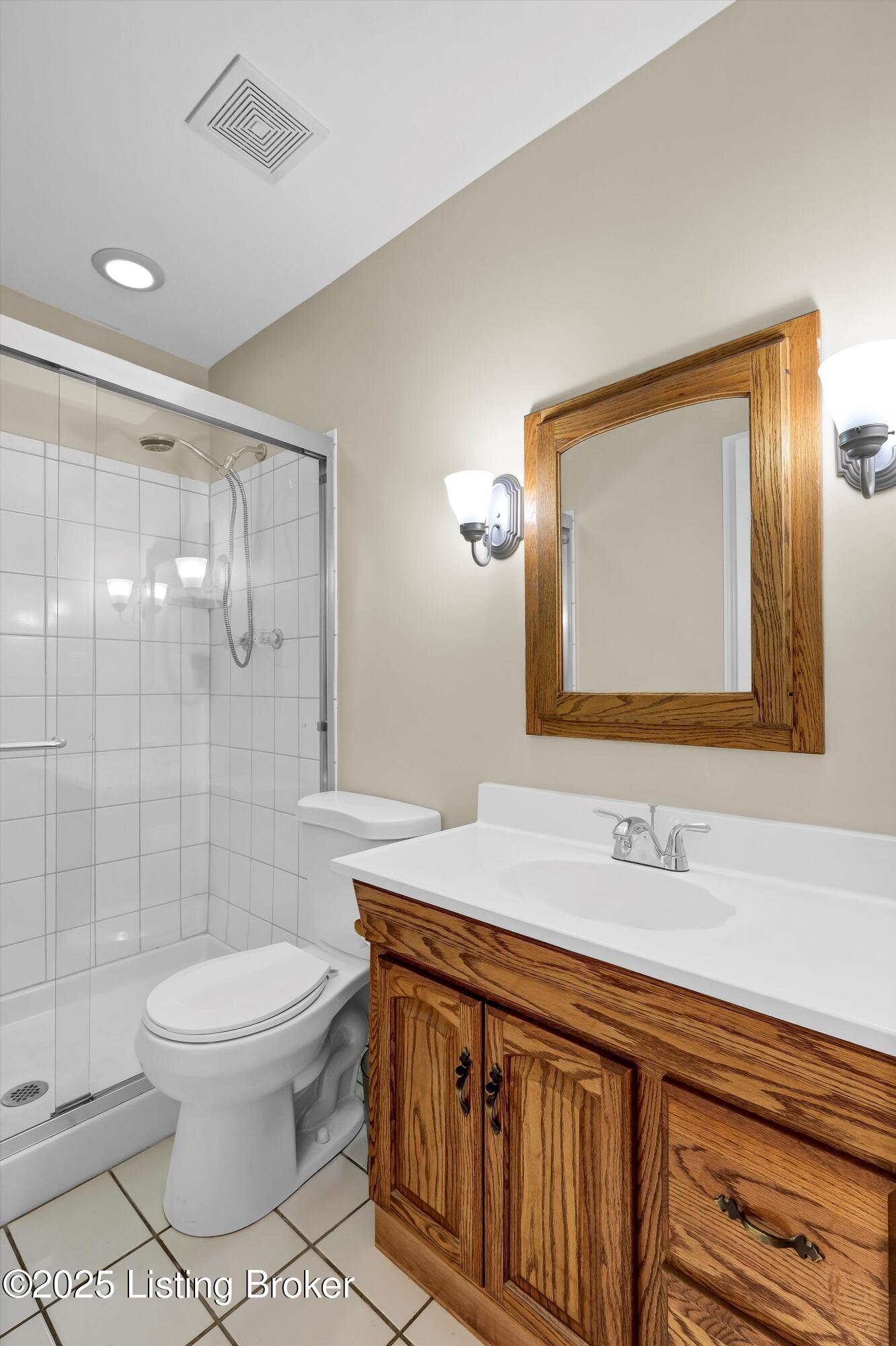 11605 Brentlinger Ln Property Photo 11