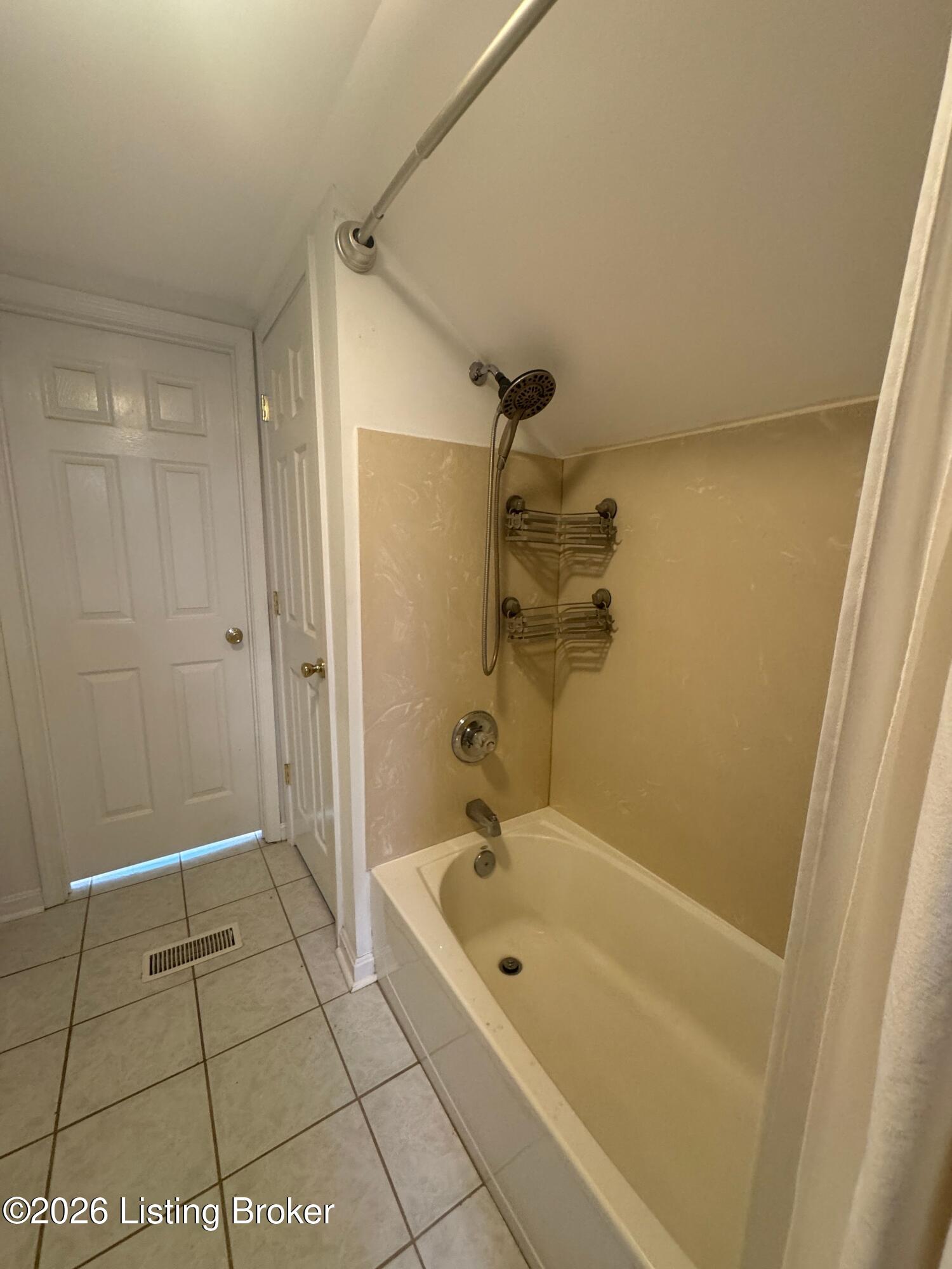 4109 Winchester Rd Property Photo 13