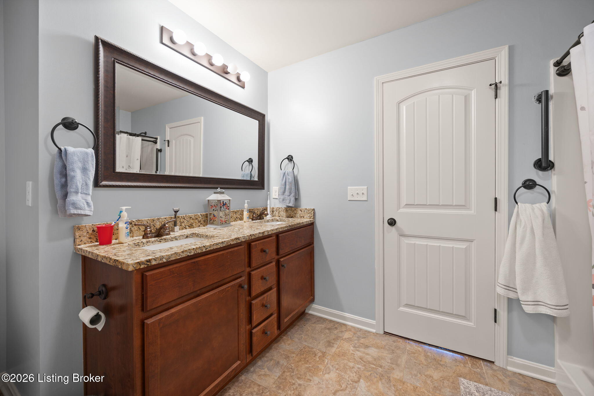 409 Lambrusco Way Property Photo 39