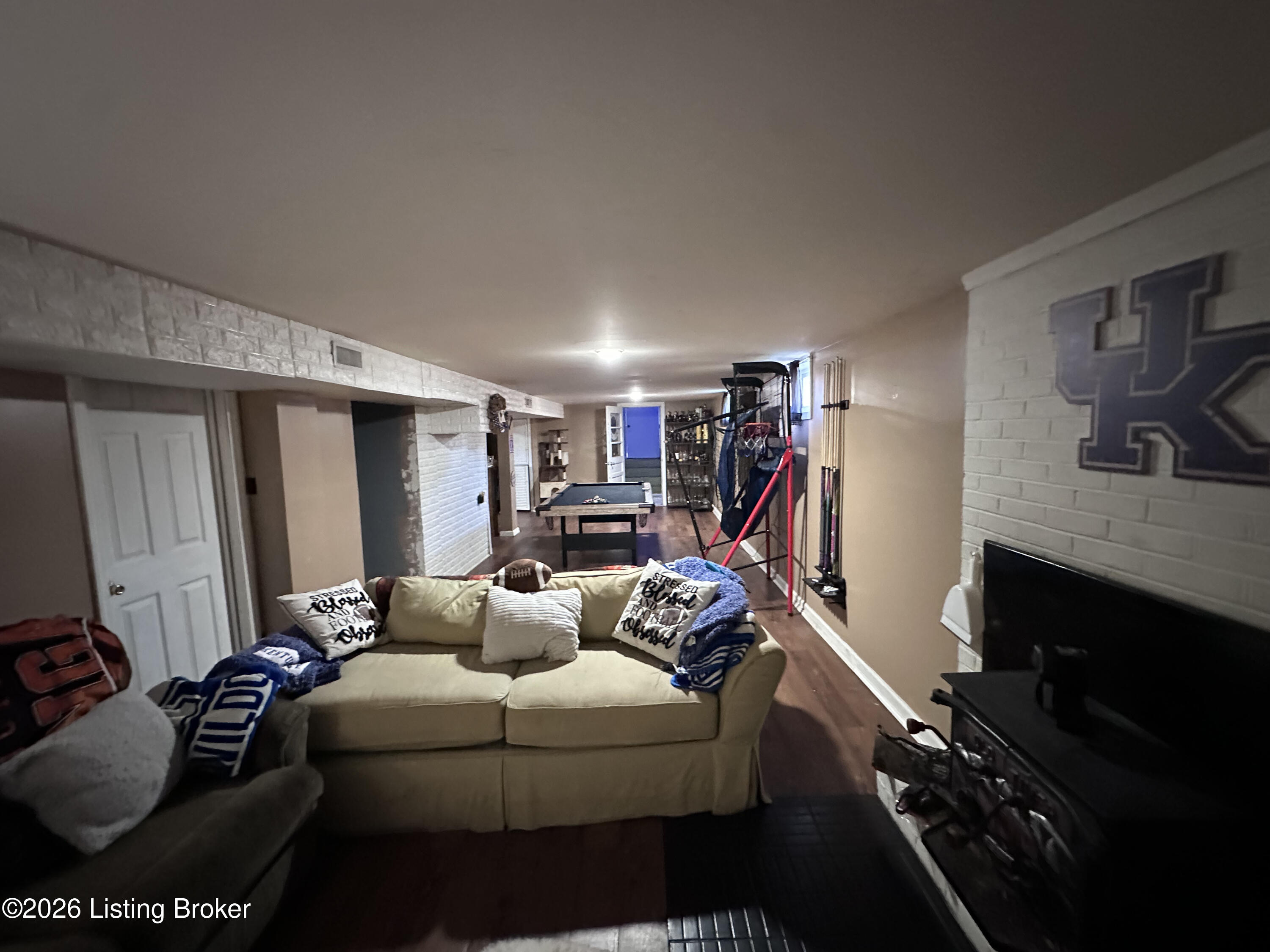 2325 Allen Dr Property Photo 2