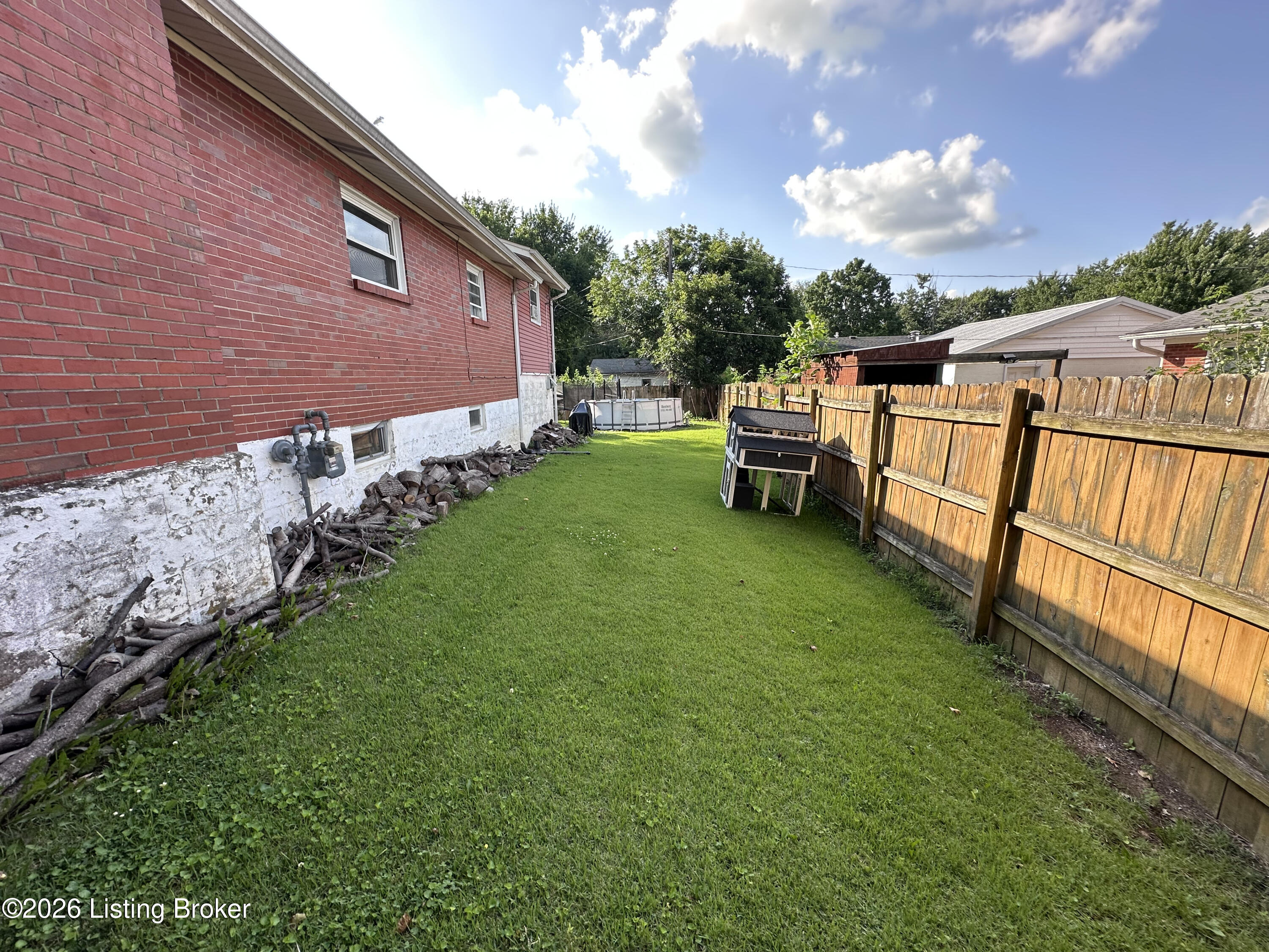 2325 Allen Dr Property Photo 18