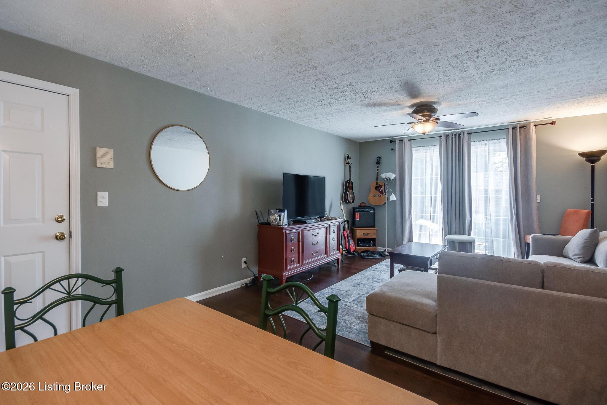 1229 Westlynne Way Apt 5 Property Photo 6
