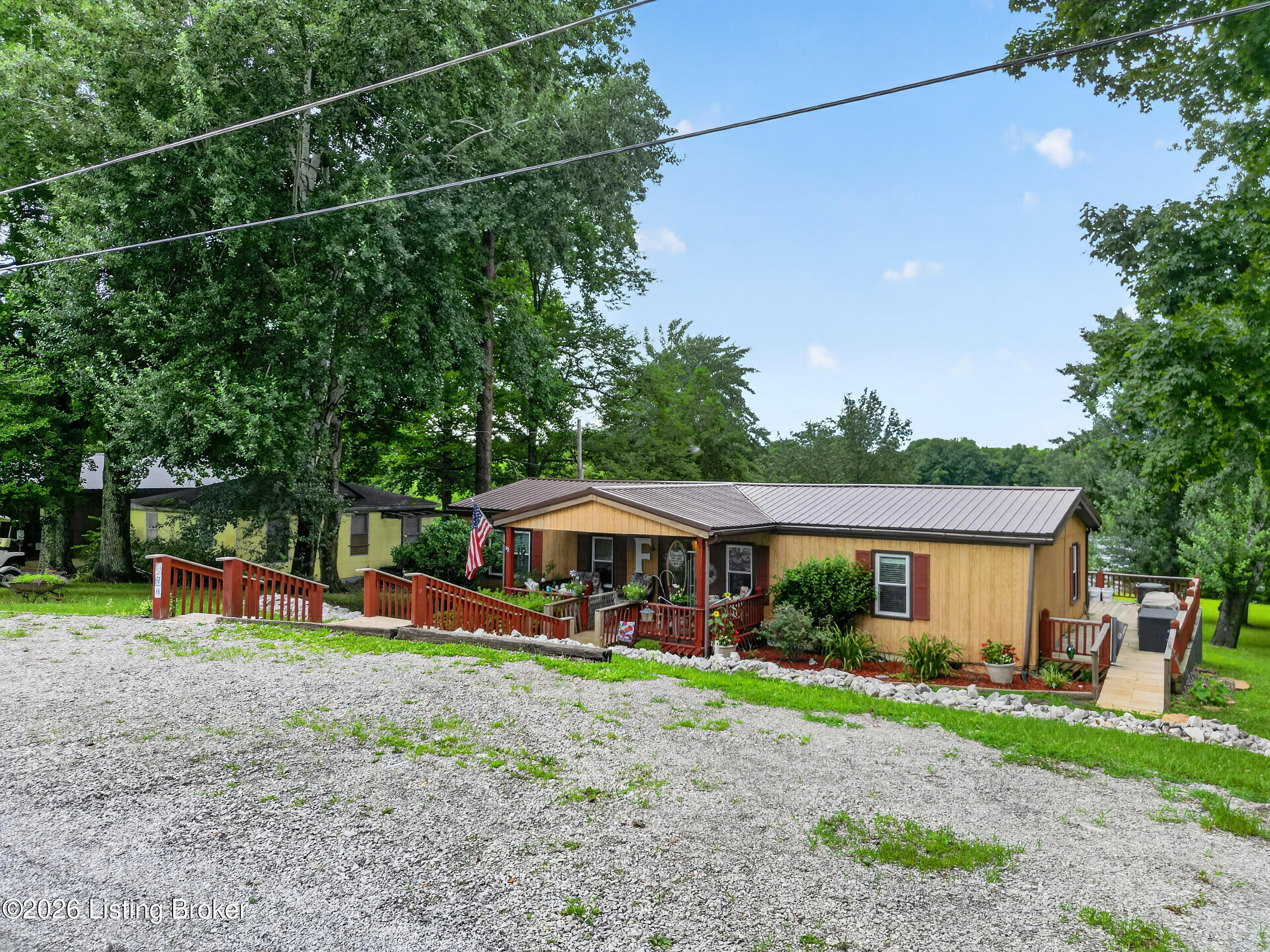 370 Circle Hill Rd Property Photo 41