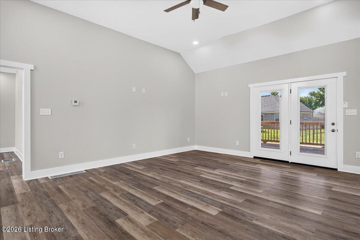 207 Bischoff Way Property Photo 5