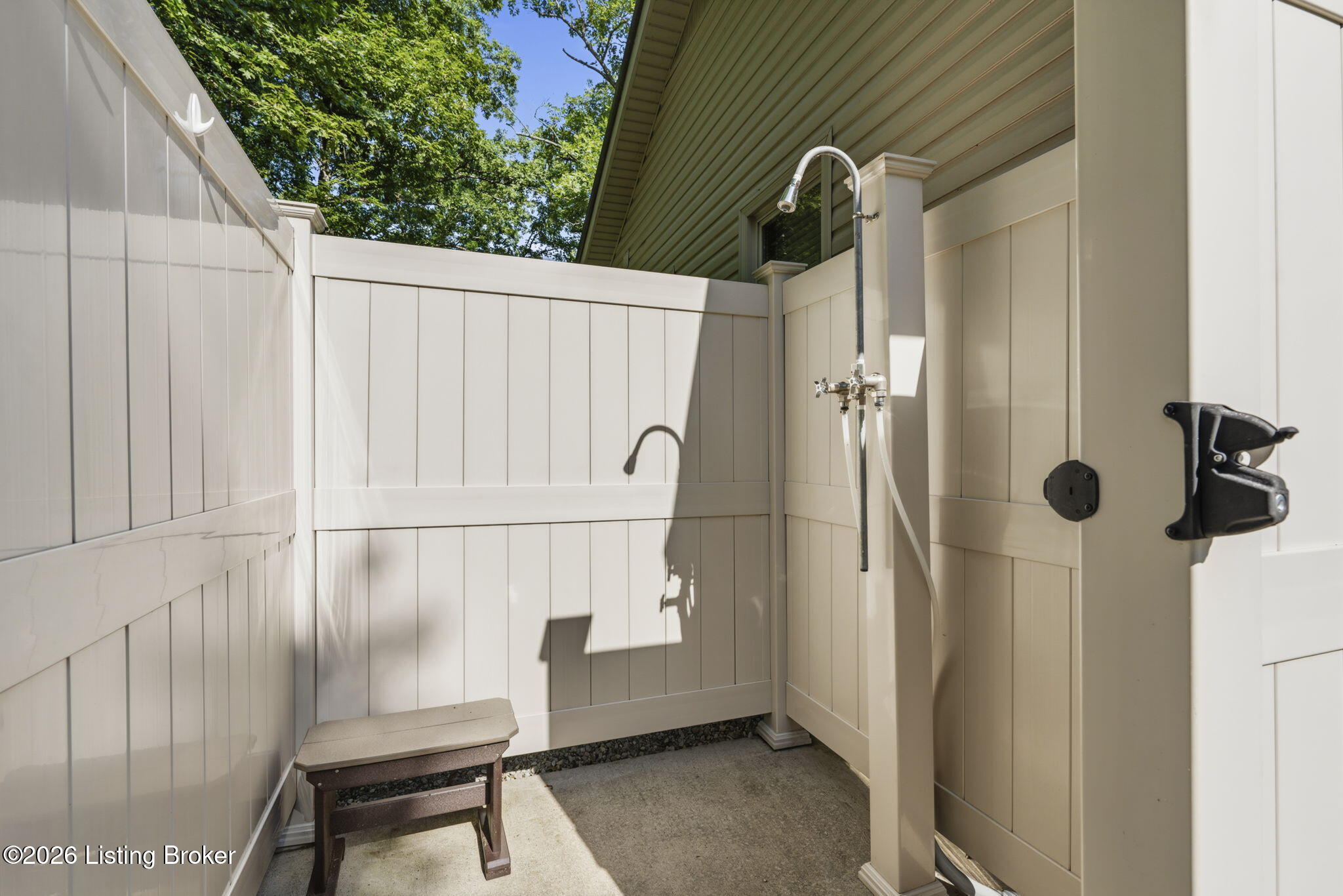 133 Fairview Rdg Rd Property Photo 9