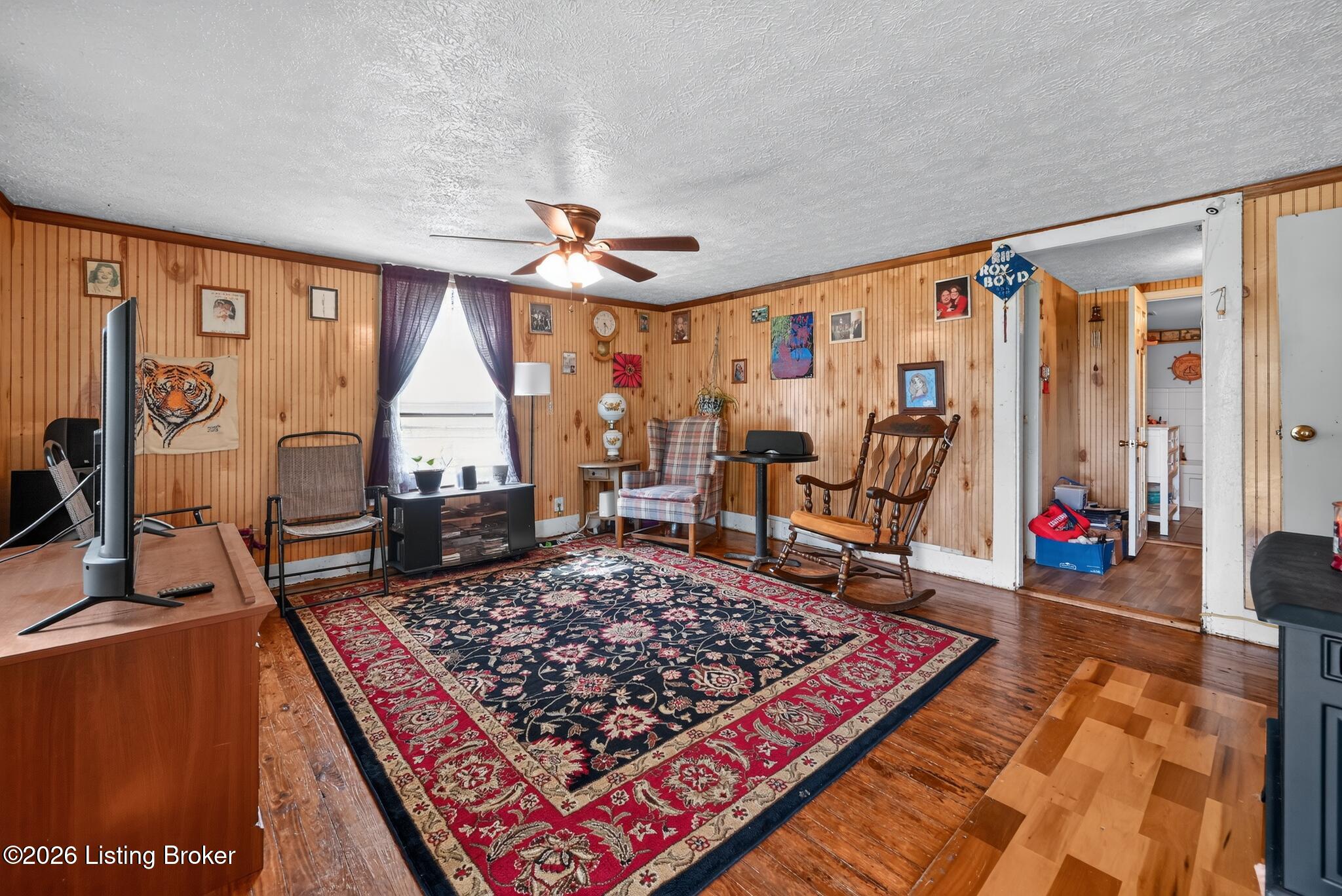 326 Roberts Rd Property Photo 4
