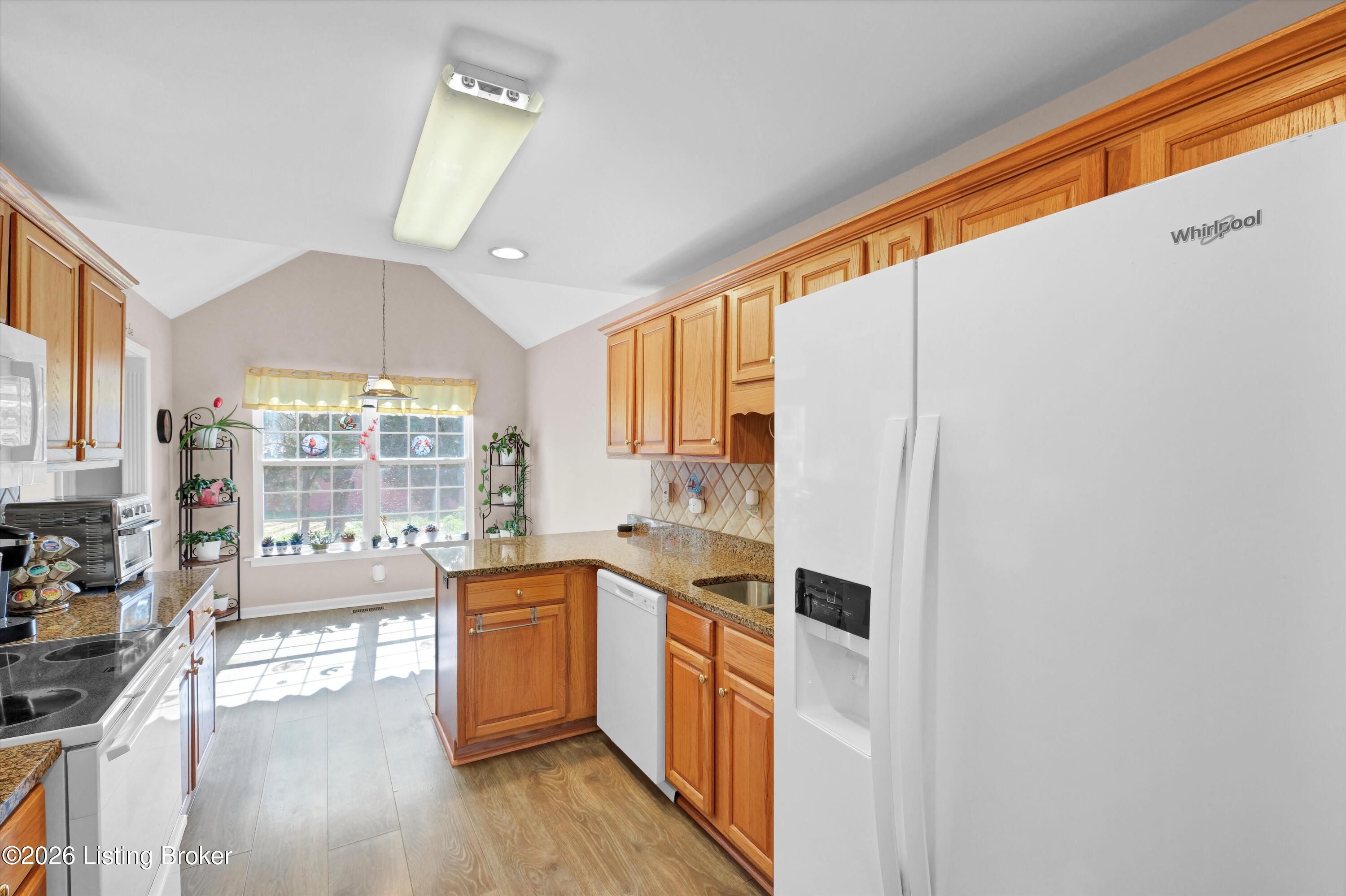 7309 Spring Run Dr Property Photo 15