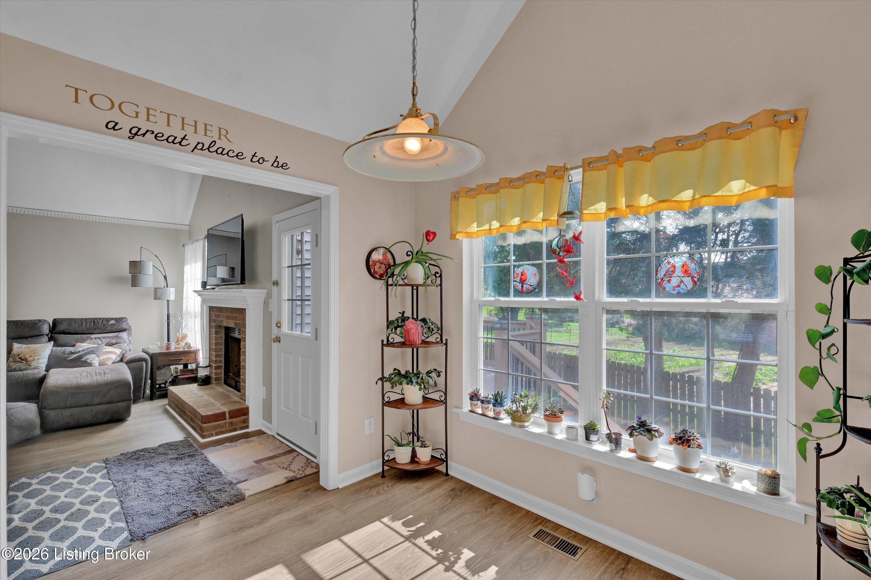7309 Spring Run Dr Property Photo 17
