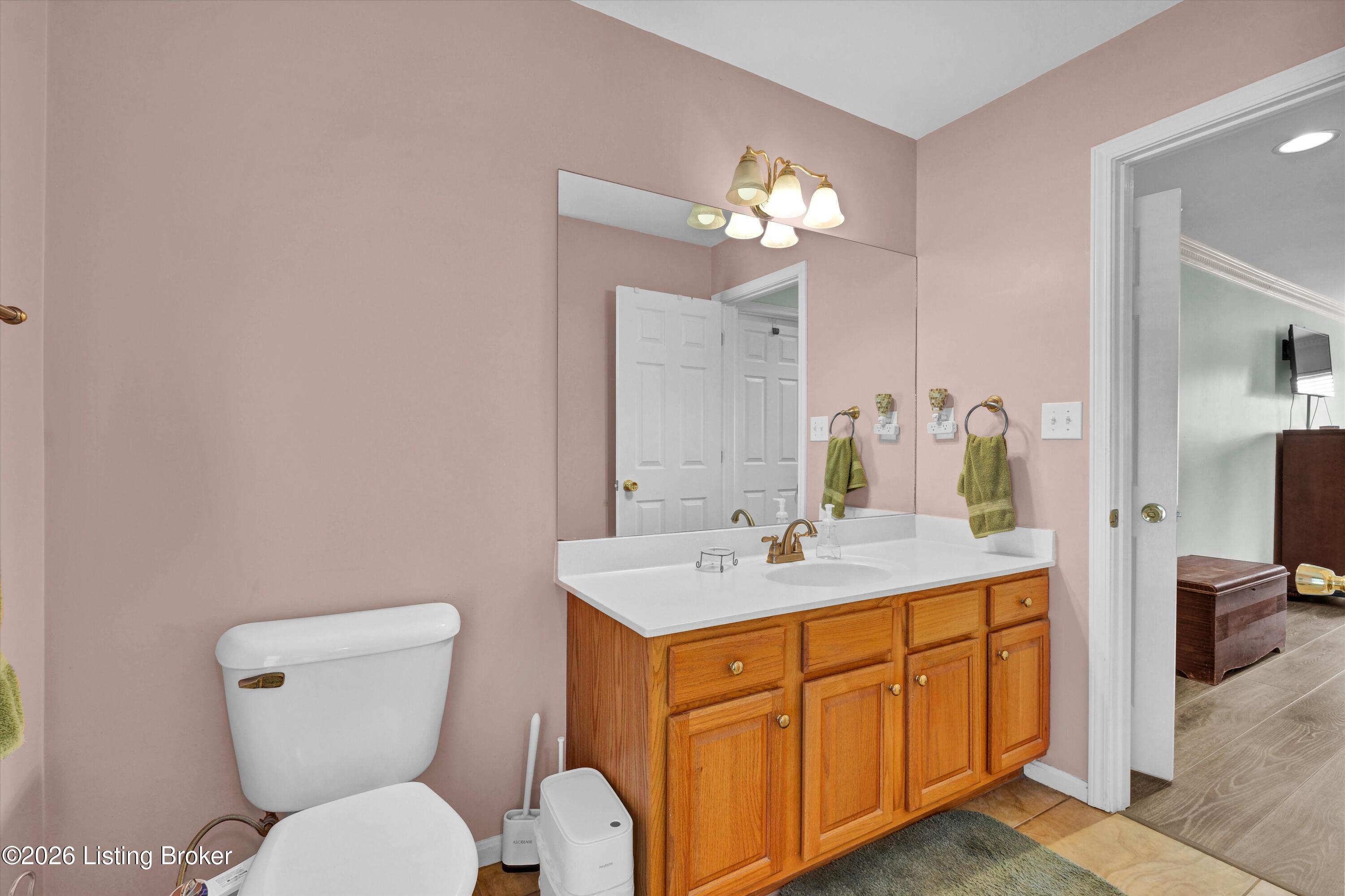 7309 Spring Run Dr Property Photo 23