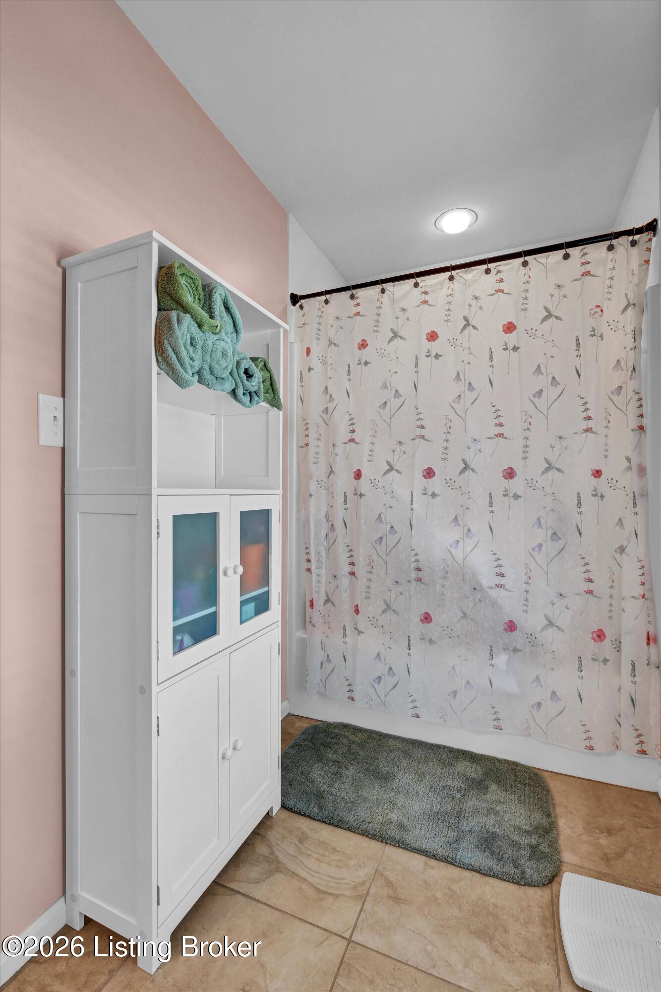 7309 Spring Run Dr Property Photo 24