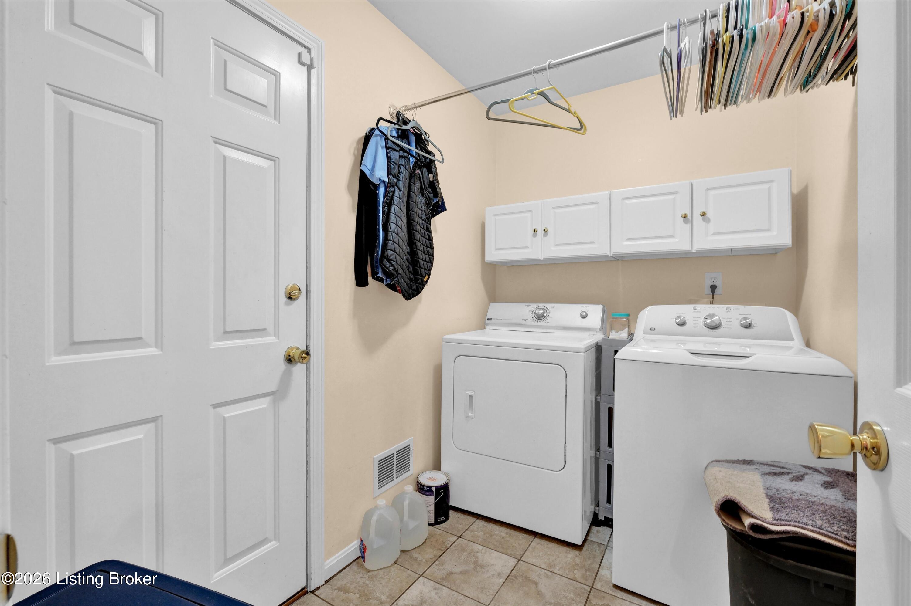 7309 Spring Run Dr Property Photo 31