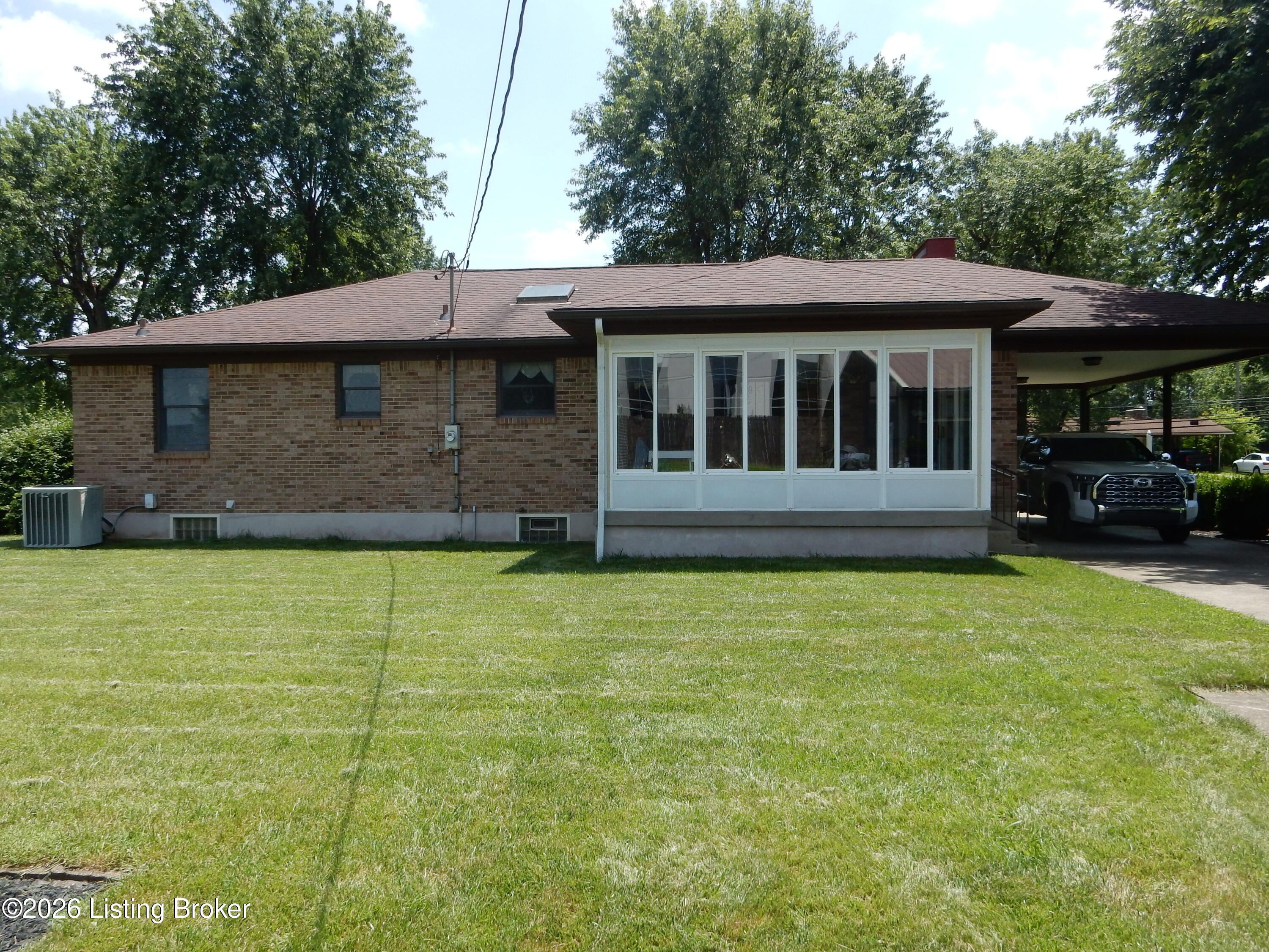 444 Cedar Grove Rd Property Photo 4