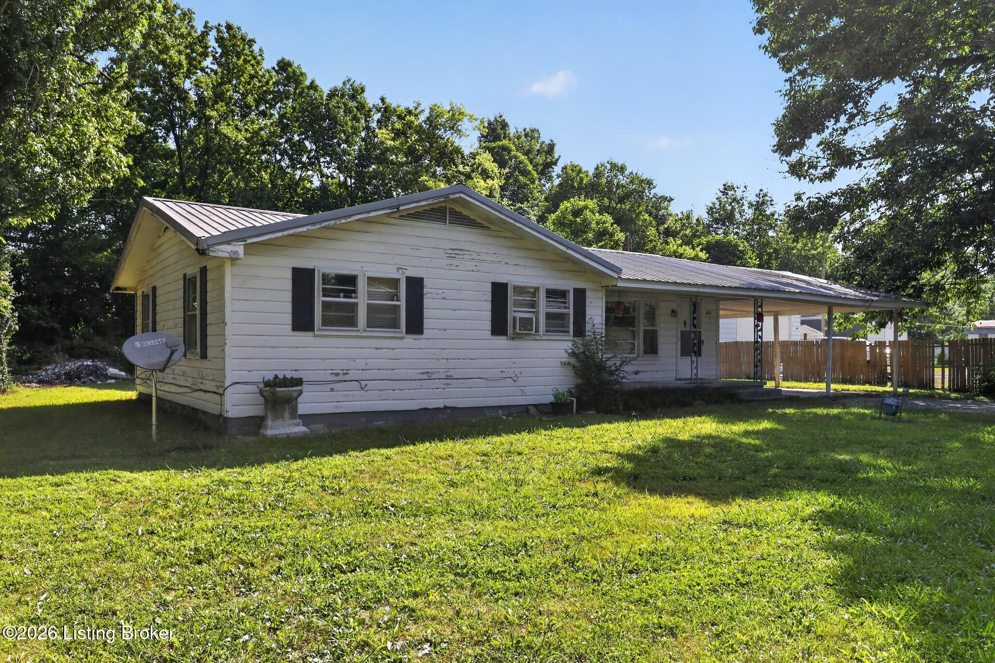 3834 Cook St Property Photo 1