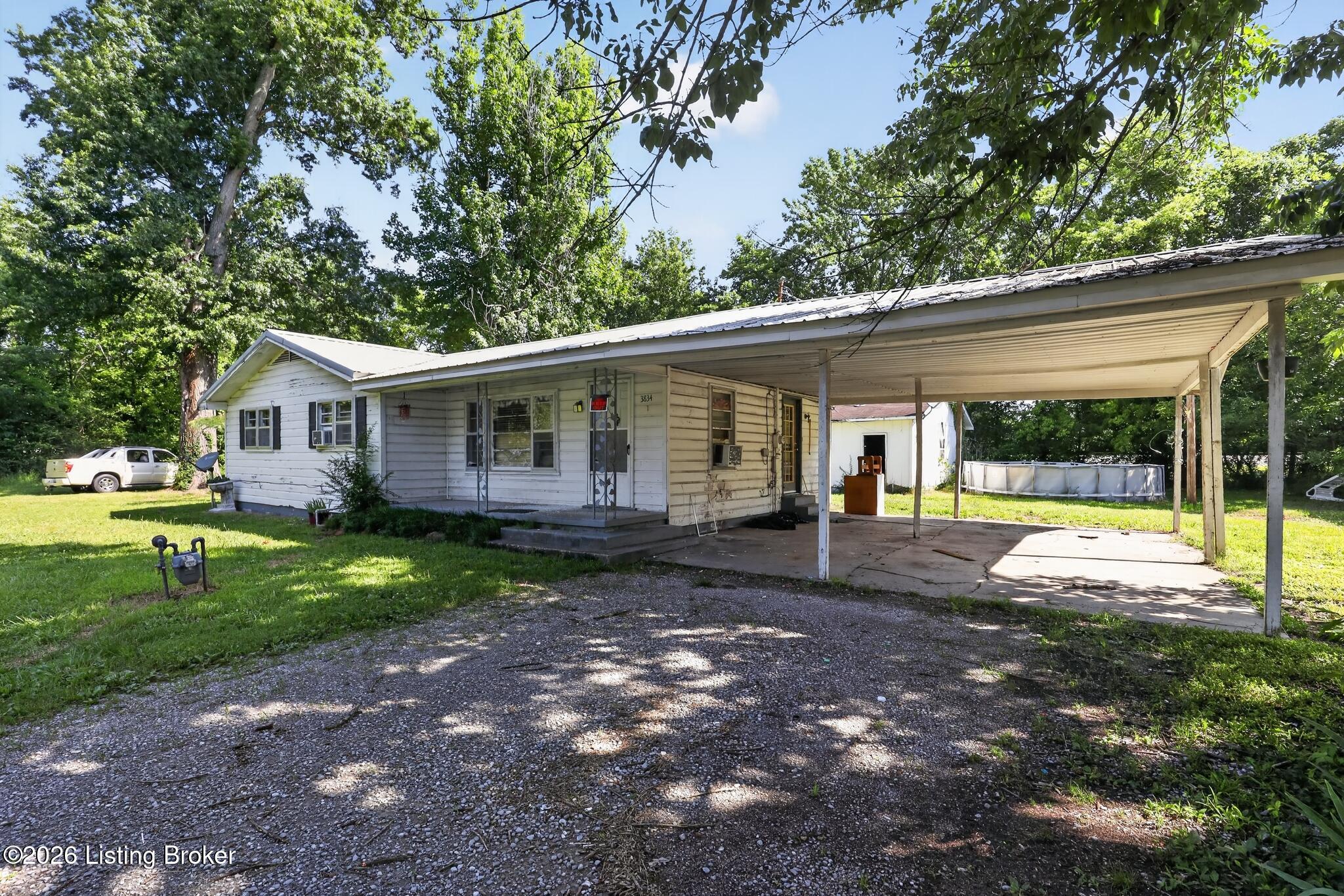 3834 Cook St Property Photo 6
