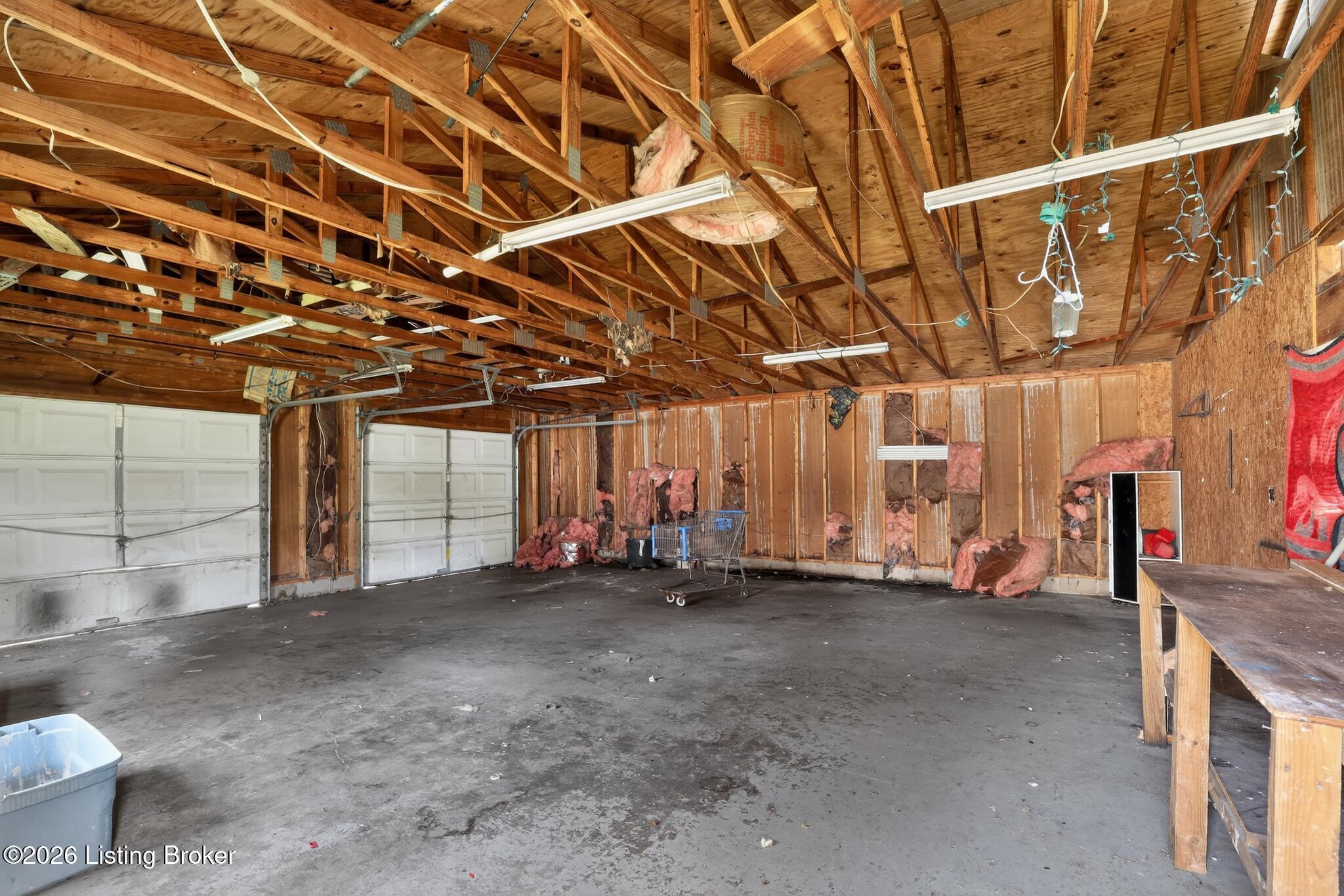3834 Cook St Property Photo 11