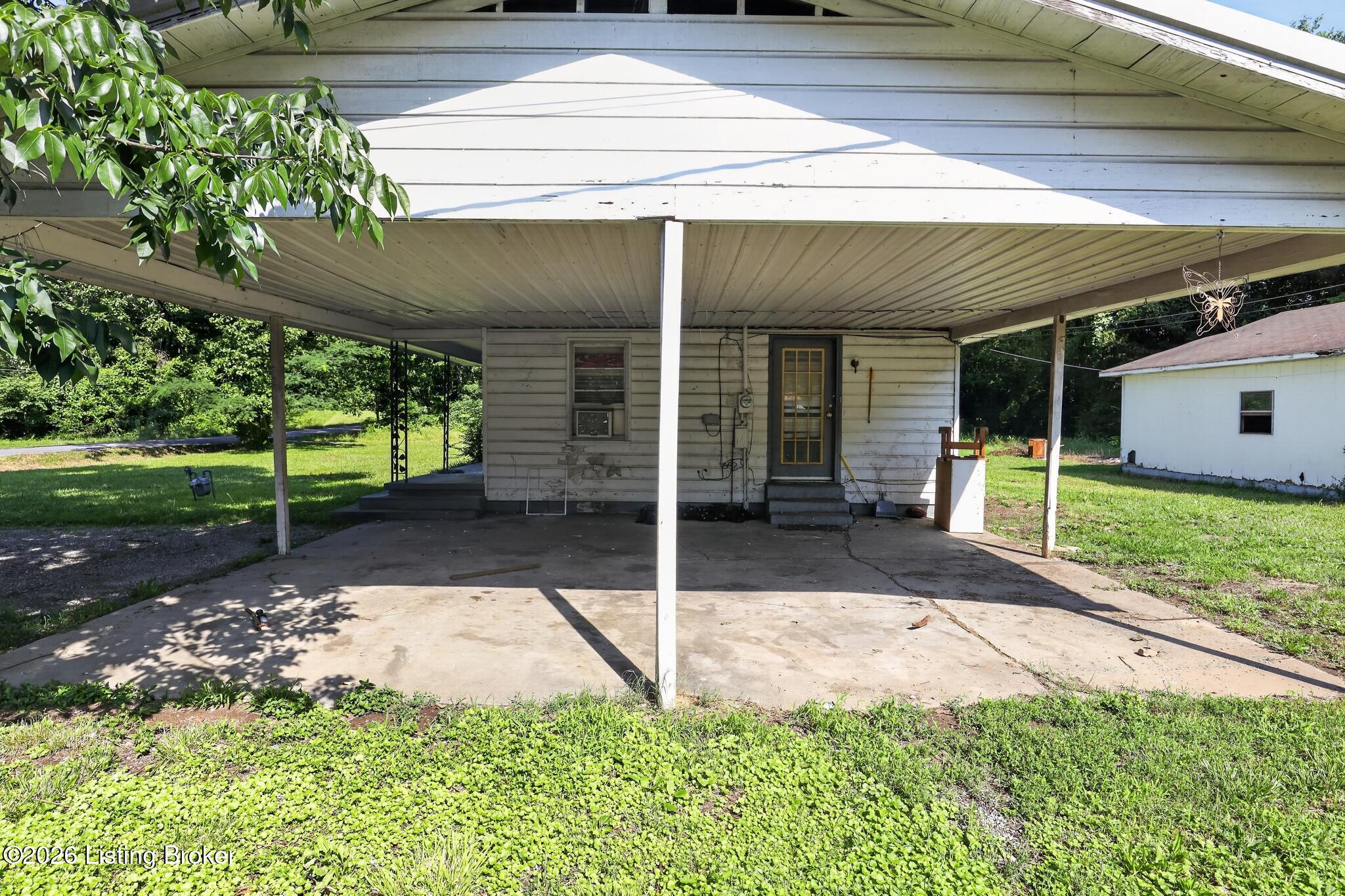 3834 Cook St Property Photo 34