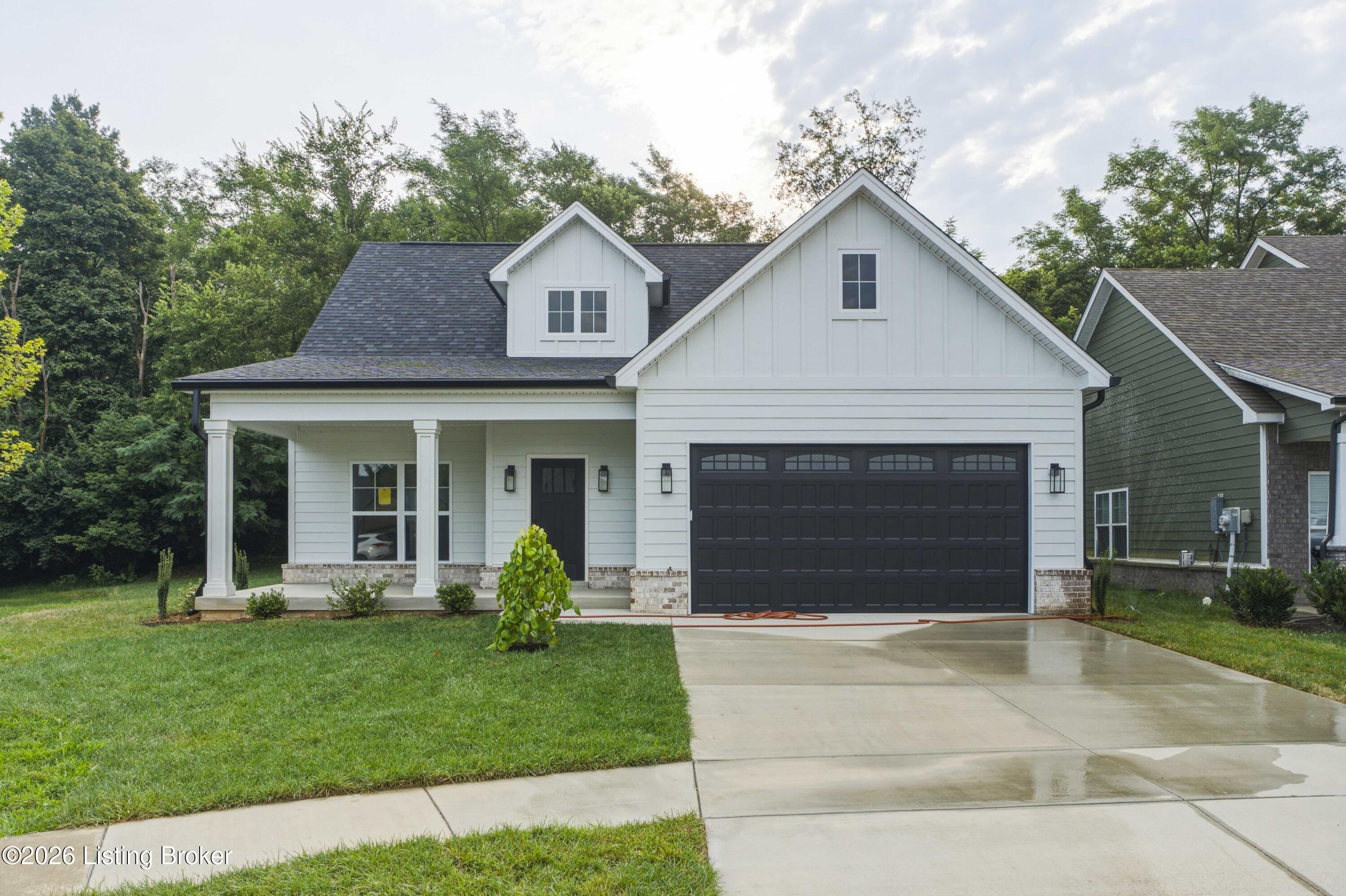1204 Divot Way Property Photo 7