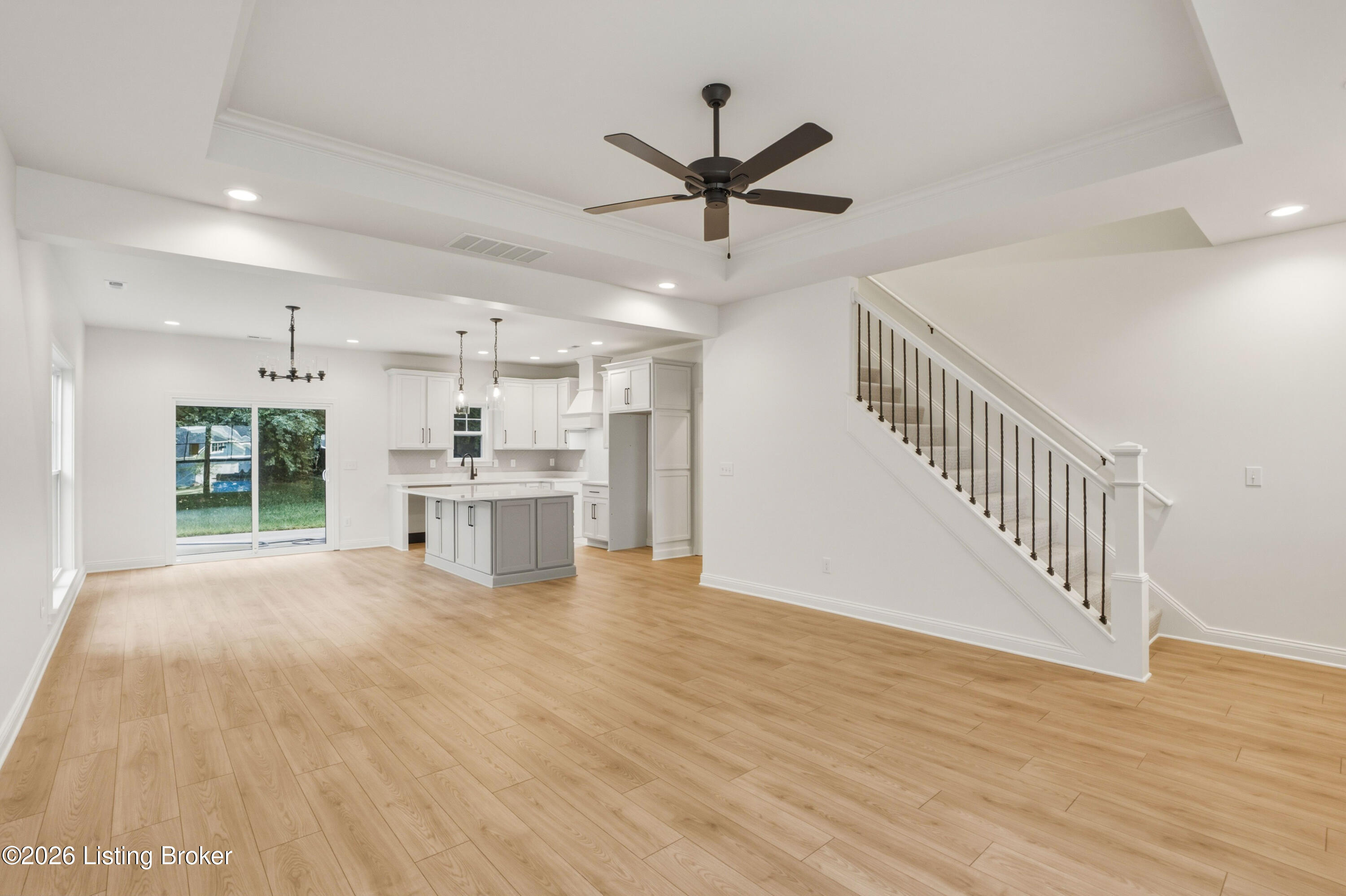 1204 Divot Way Property Photo 8