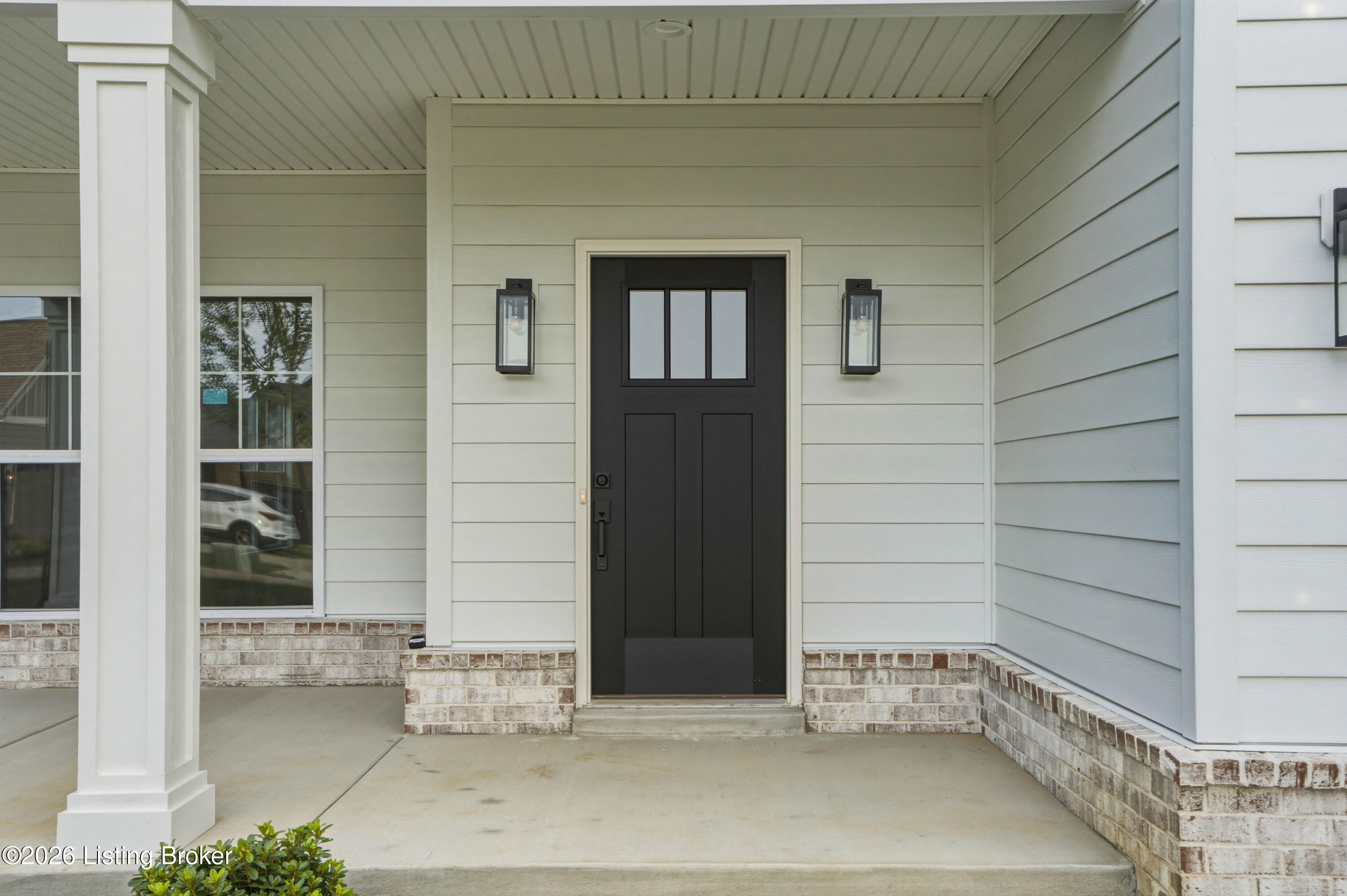 1204 Divot Way Property Photo 9