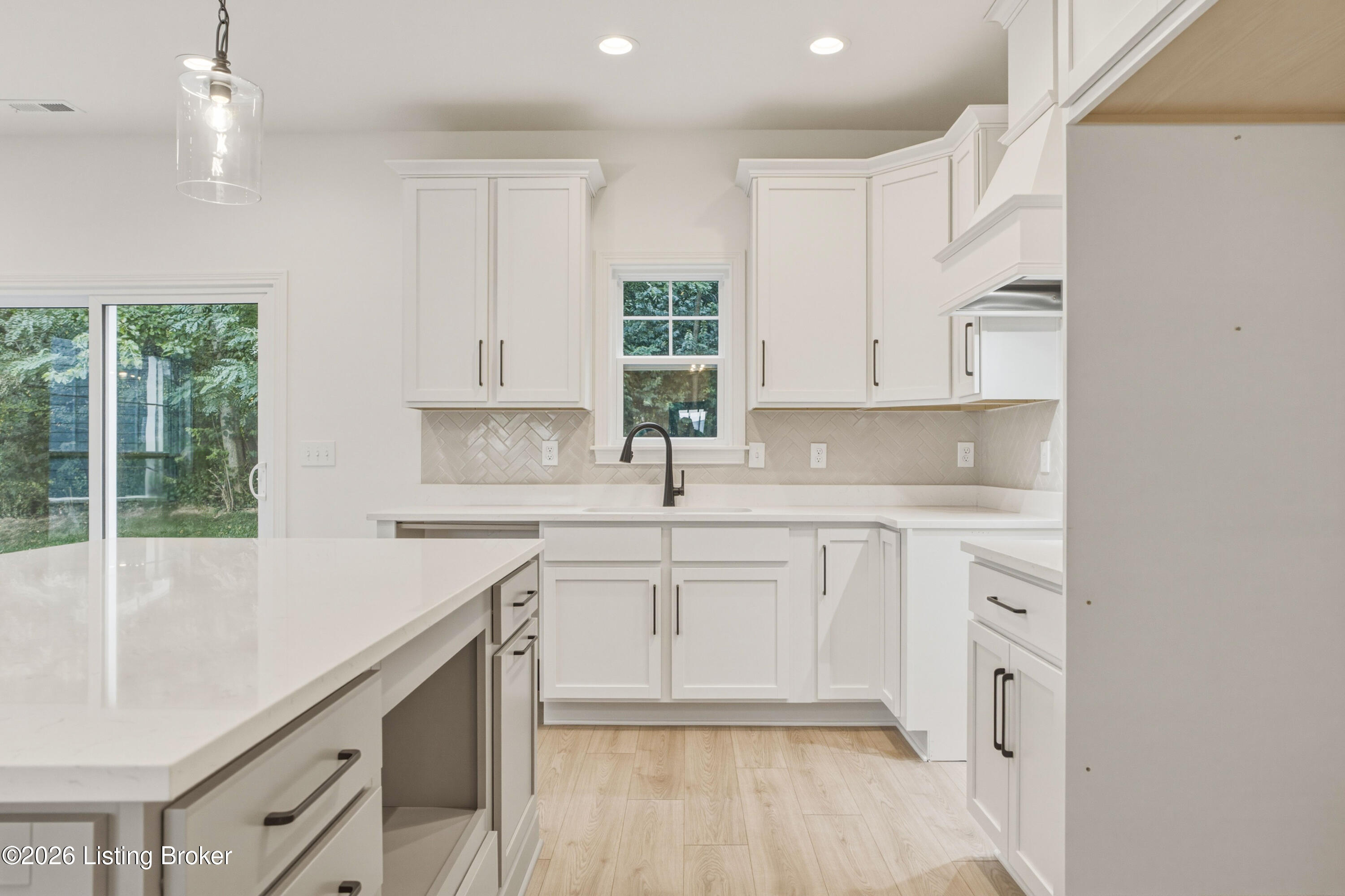 1204 Divot Way Property Photo 19