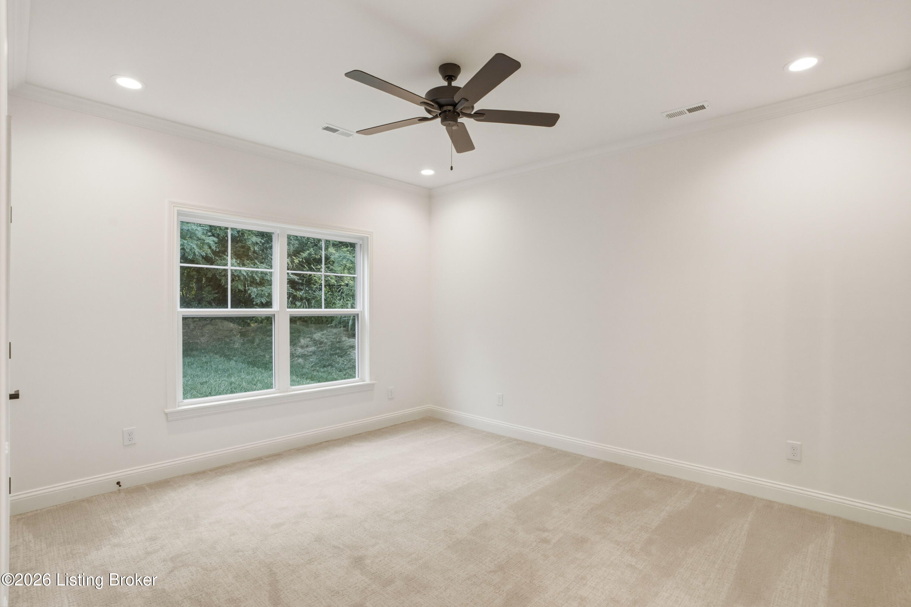 1204 Divot Way Property Photo 24