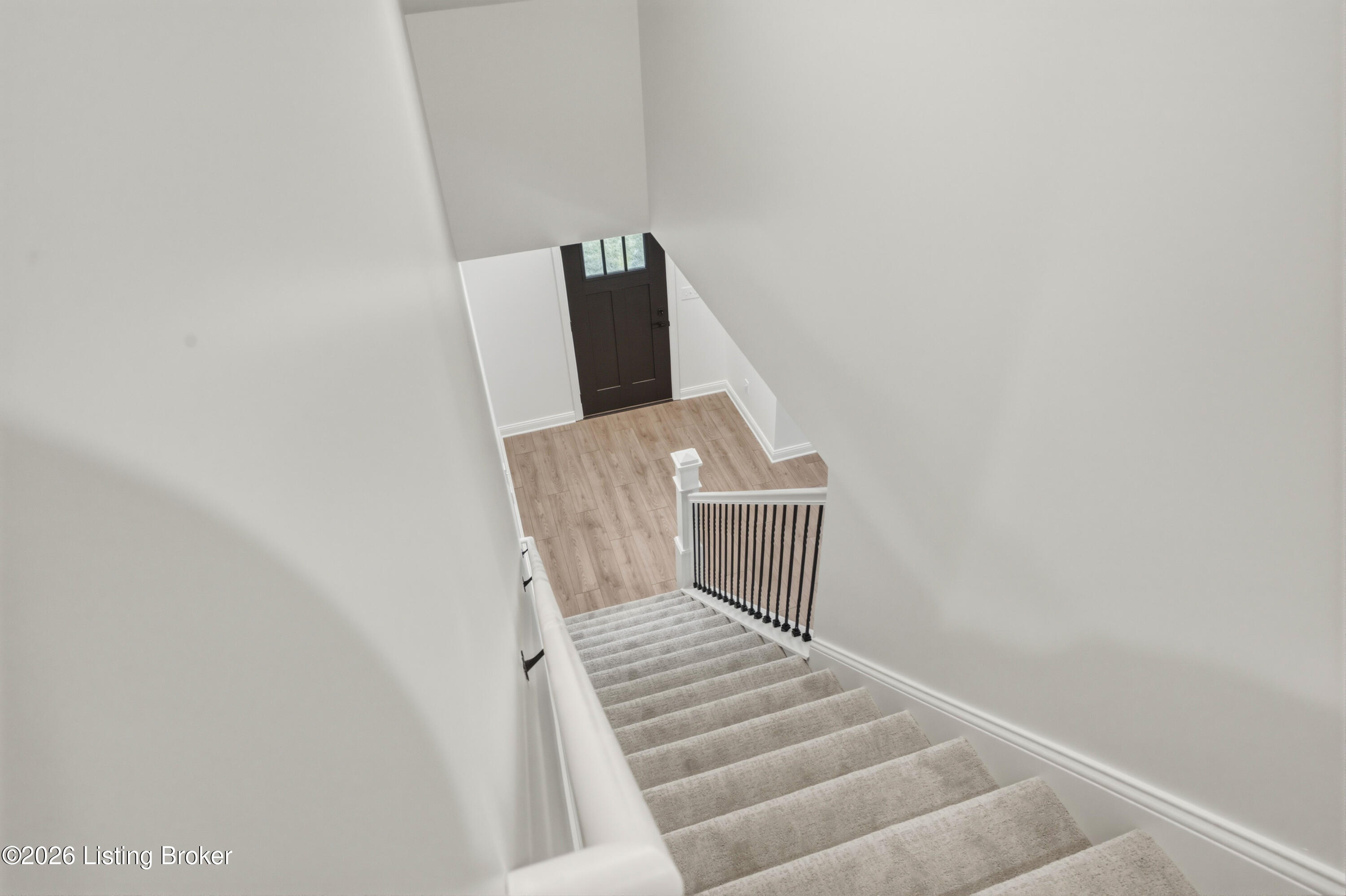 1204 Divot Way Property Photo 30