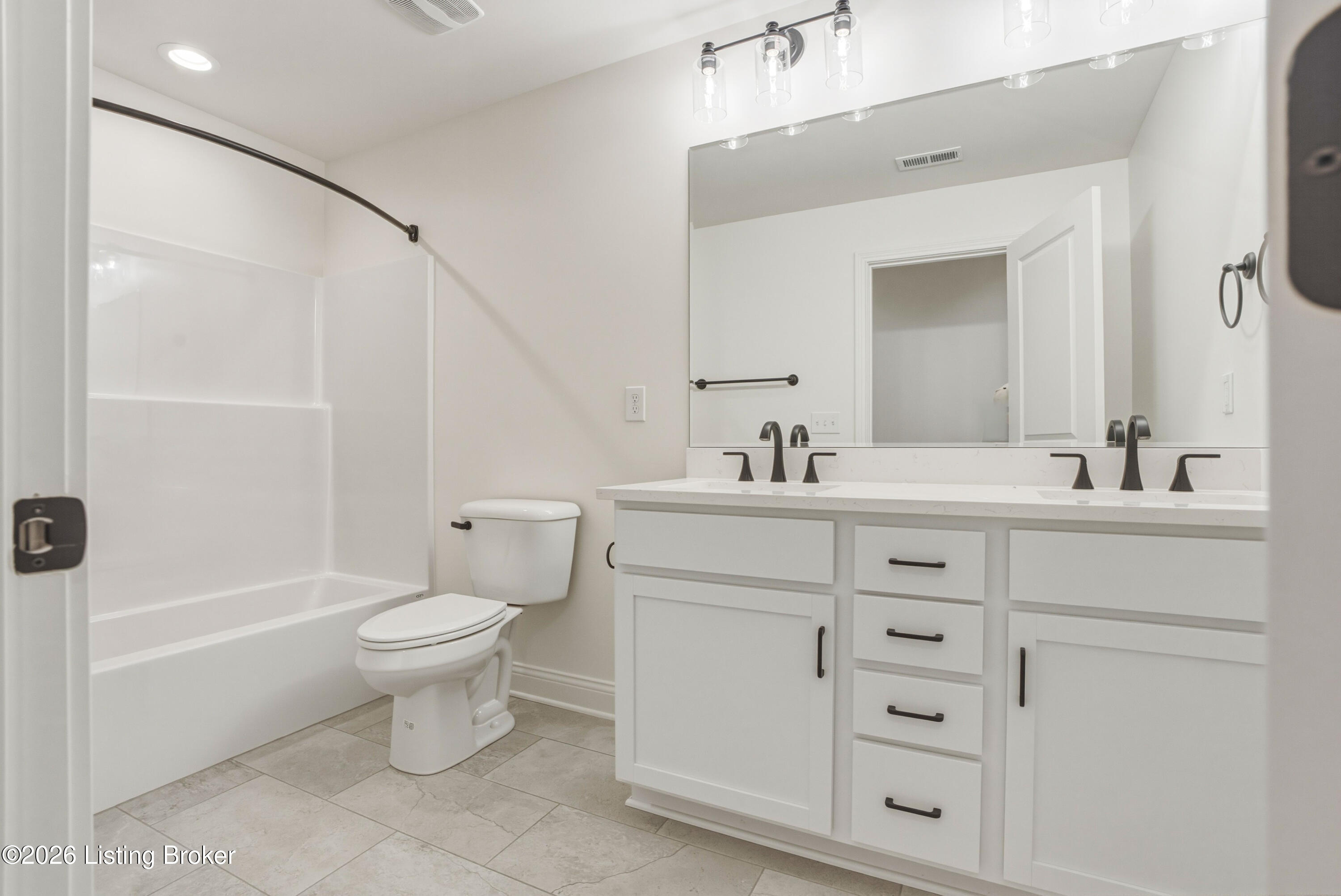 1204 Divot Way Property Photo 39