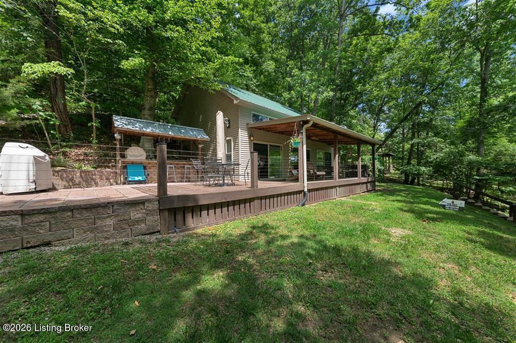 589 Kaufman Rd Property Photo 2
