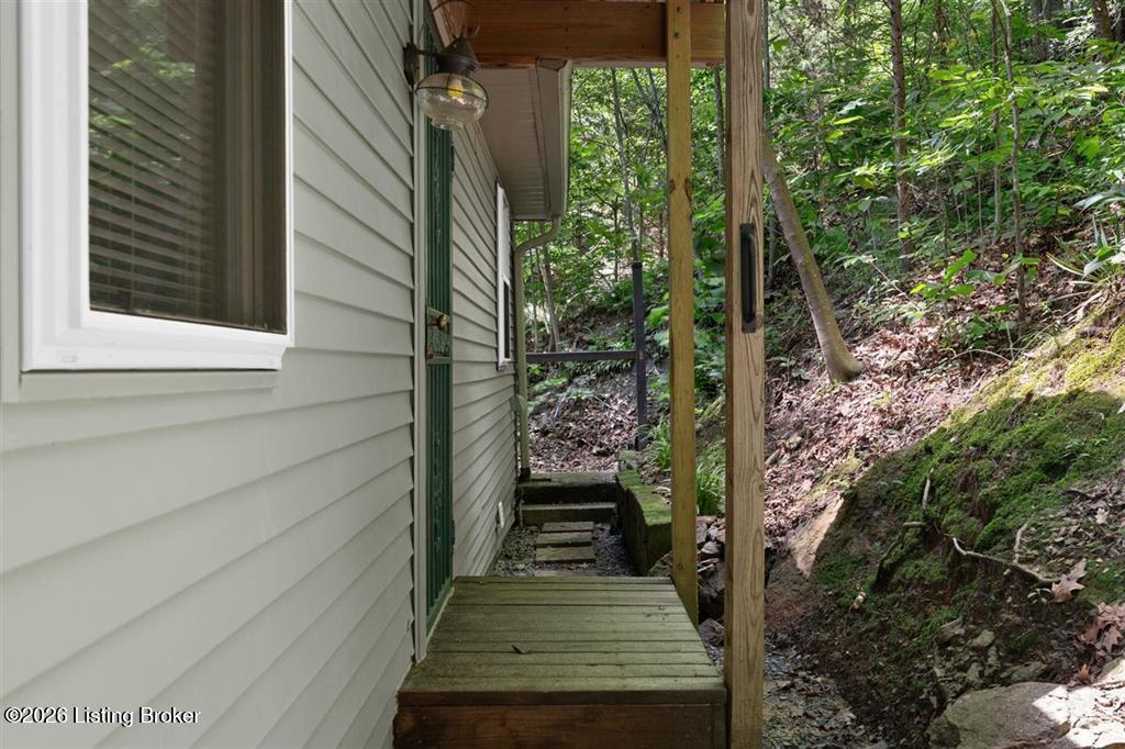 589 Kaufman Rd Property Photo 28