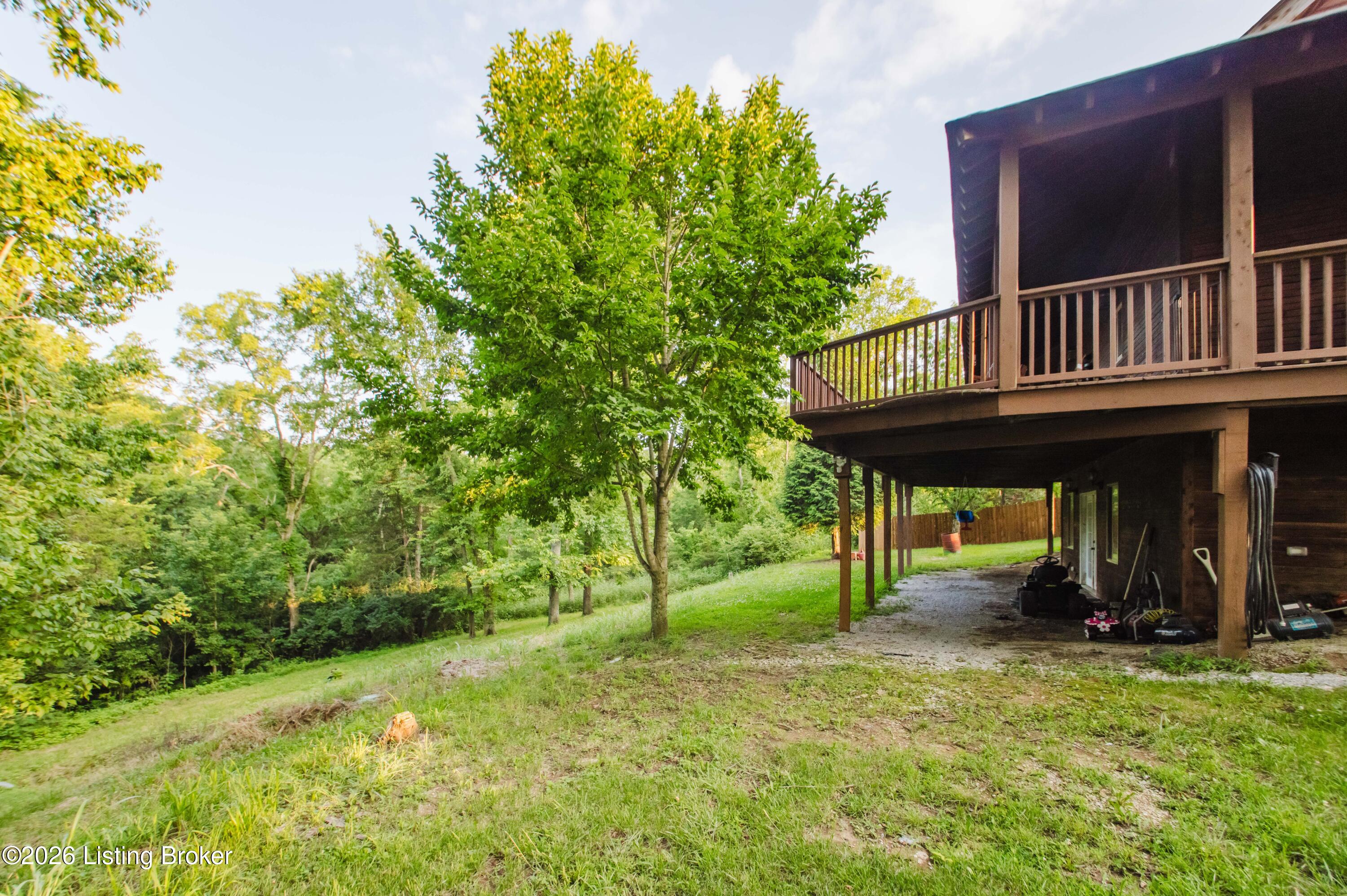 1429 Zen Forest Rd Property Photo 21