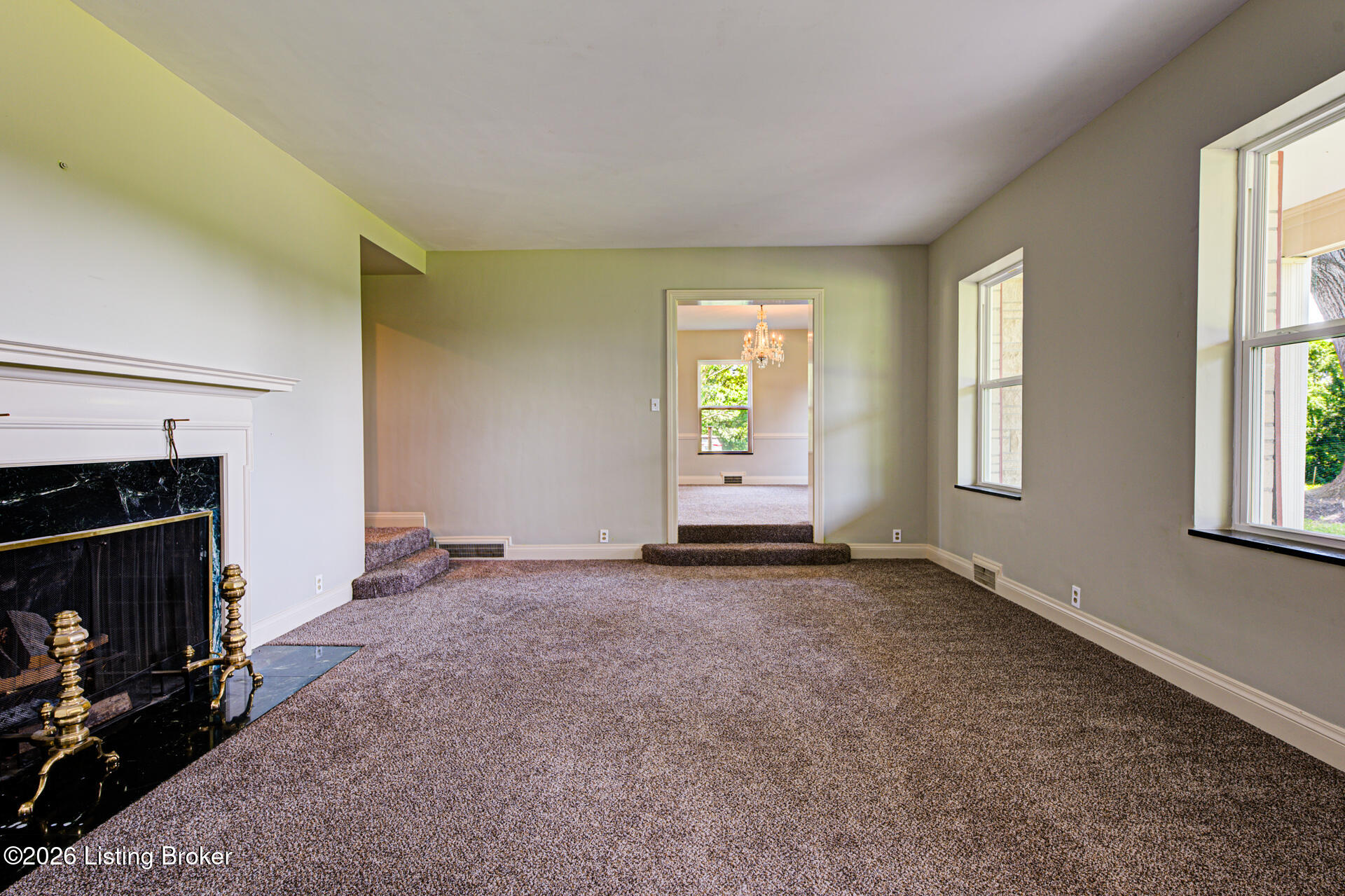 302 Eminence Pike Property Photo 12