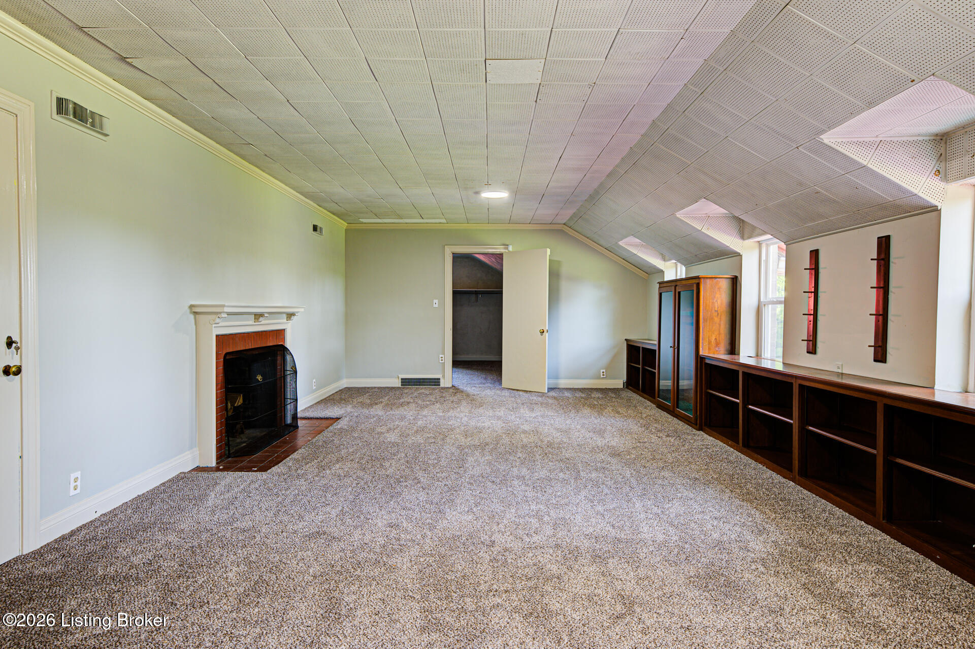302 Eminence Pike Property Photo 43