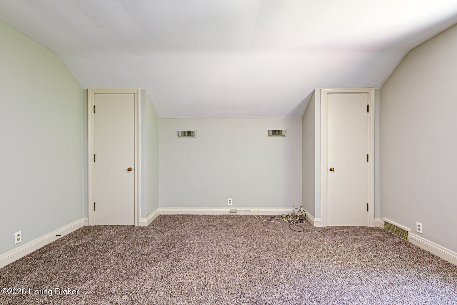 302 Eminence Pike Property Photo 48