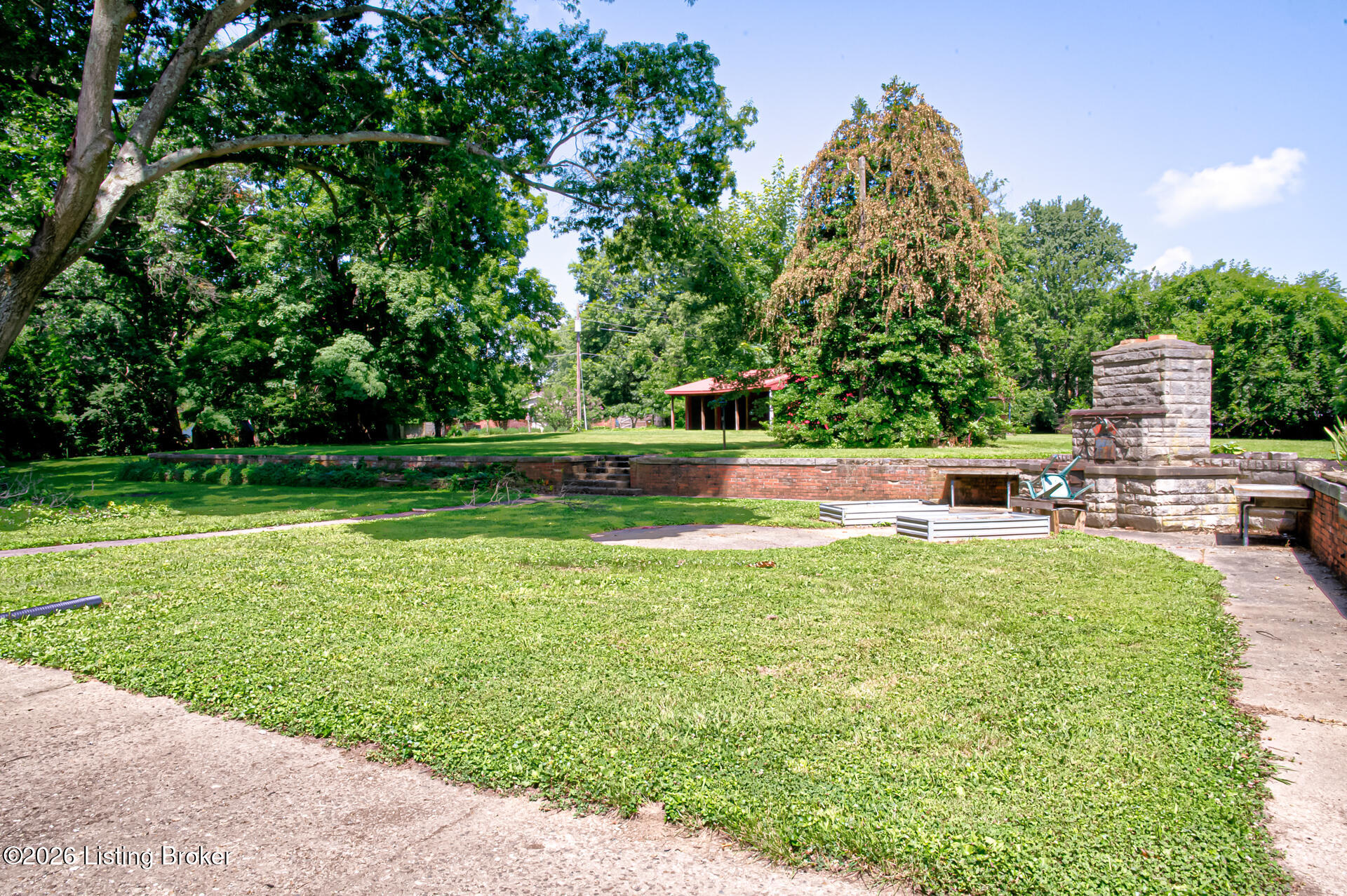 302 Eminence Pike Property Photo 68