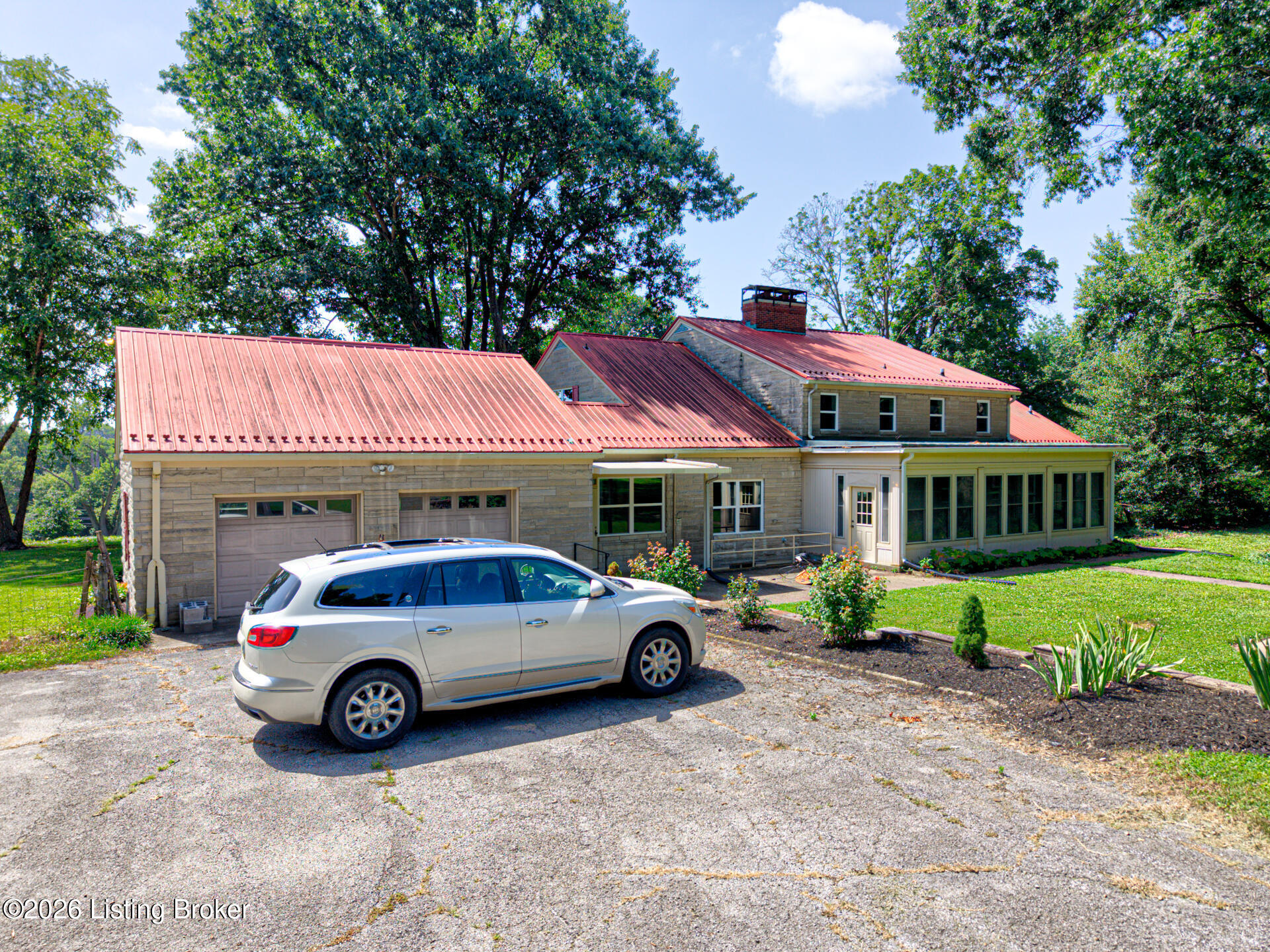 302 Eminence Pike Property Photo 77