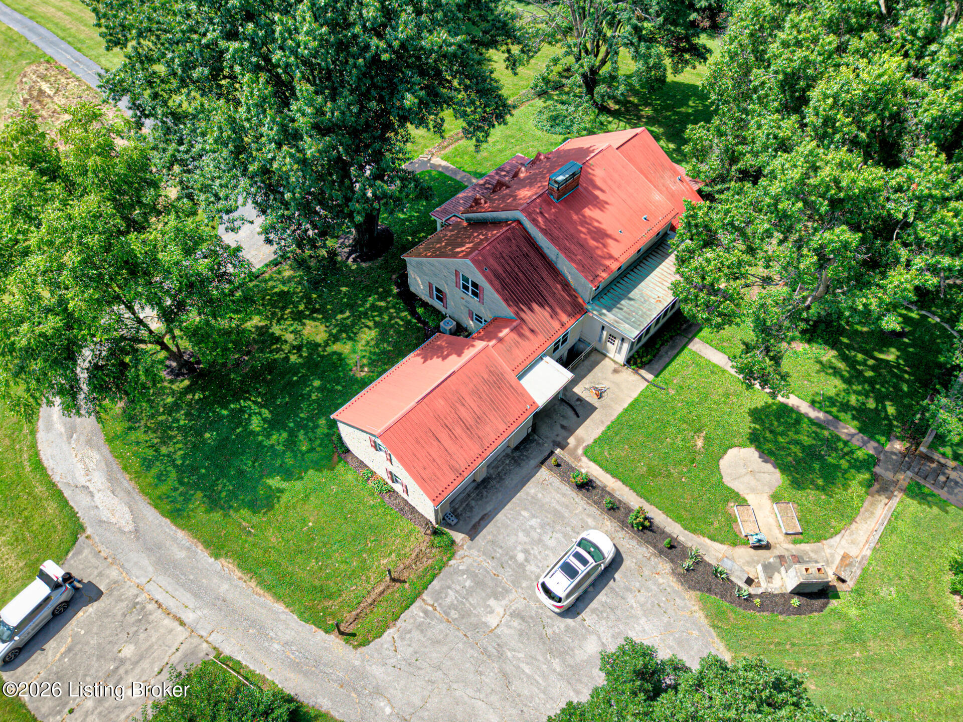 302 Eminence Pike Property Photo 79